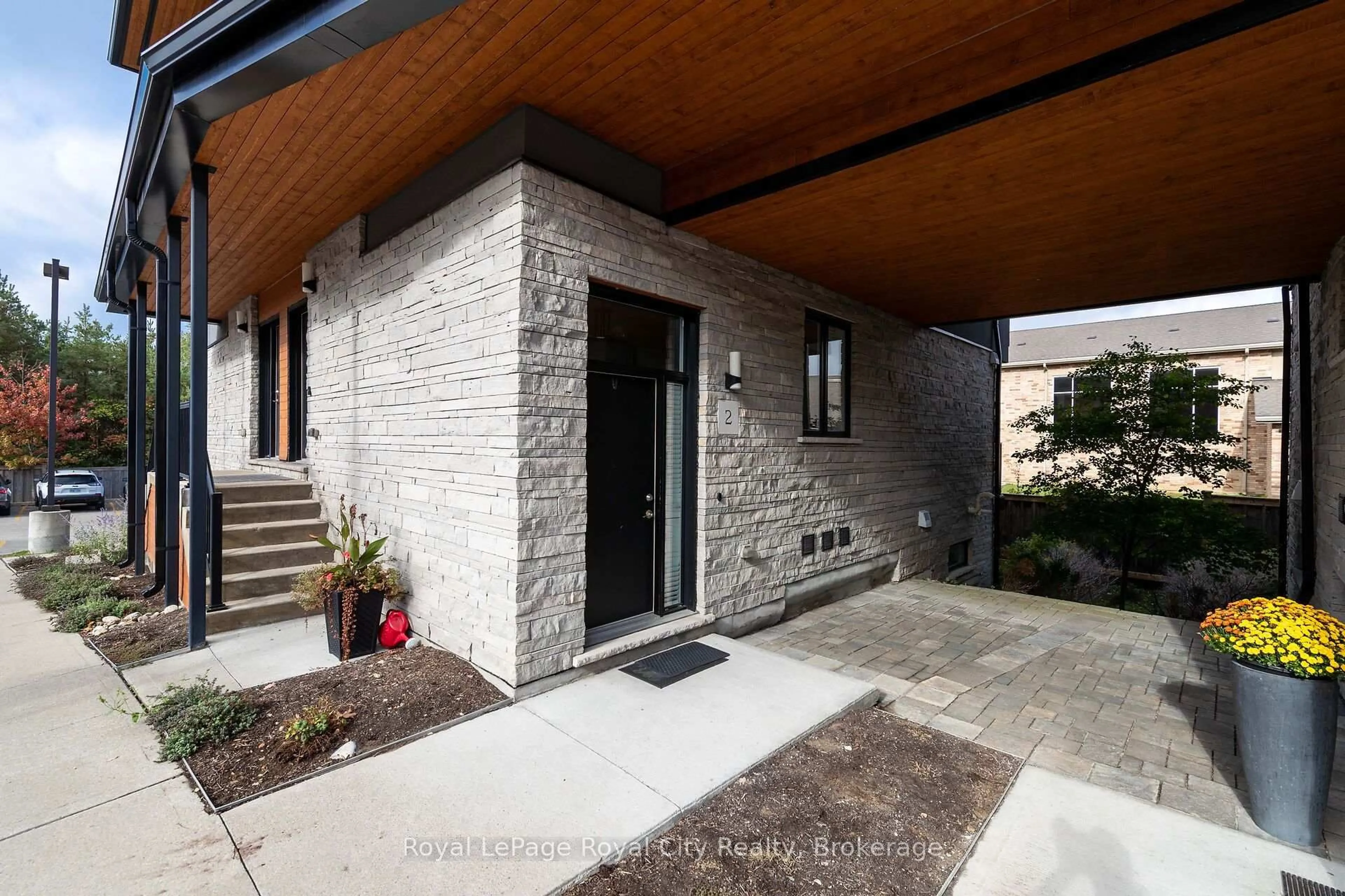 Unknown for 32 Arkell Rd #2, Guelph Ontario N1L 0L4