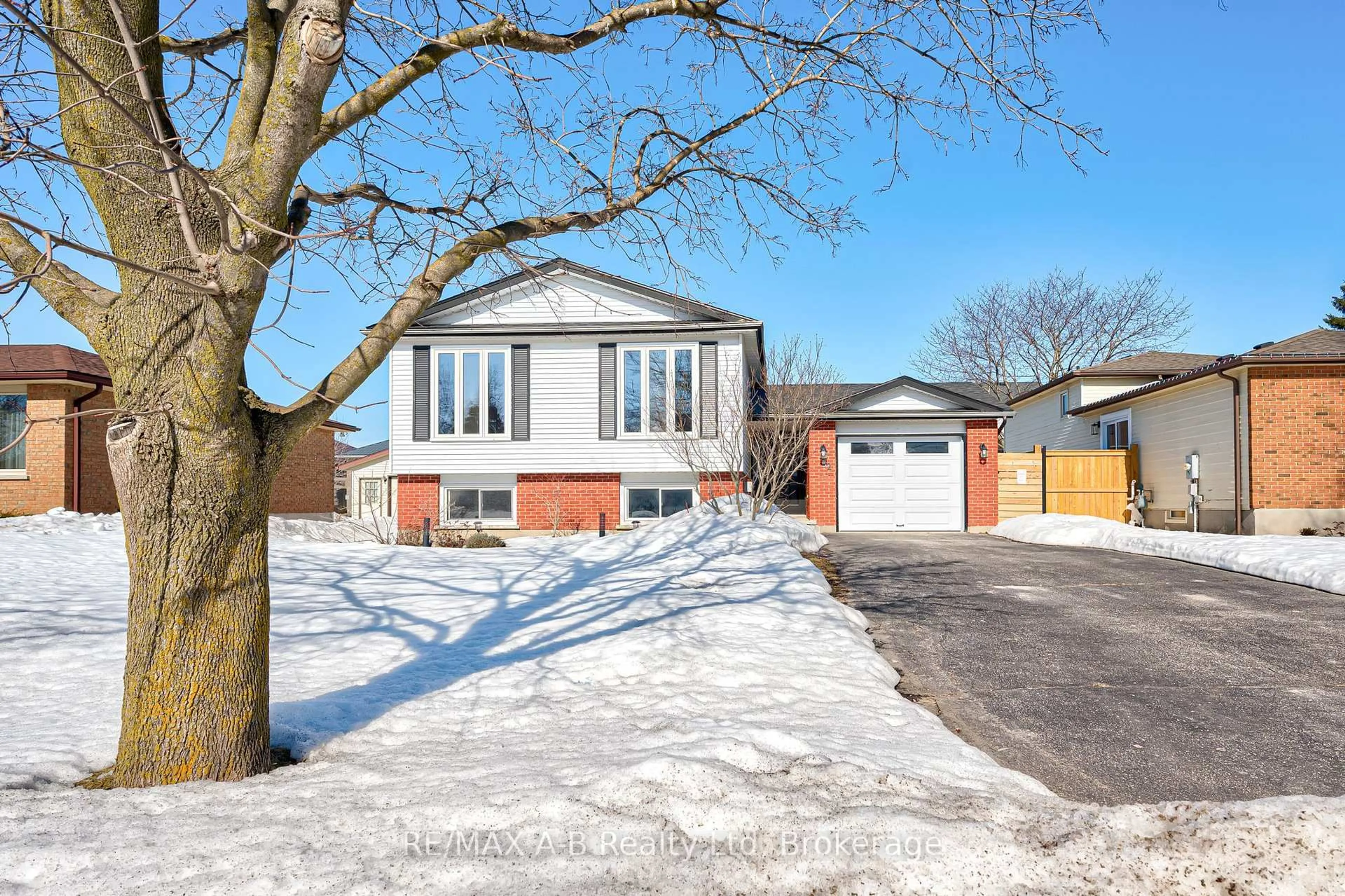 Home with brick exterior material, street for 32 Demille St, Stratford Ontario N4Z 1C6