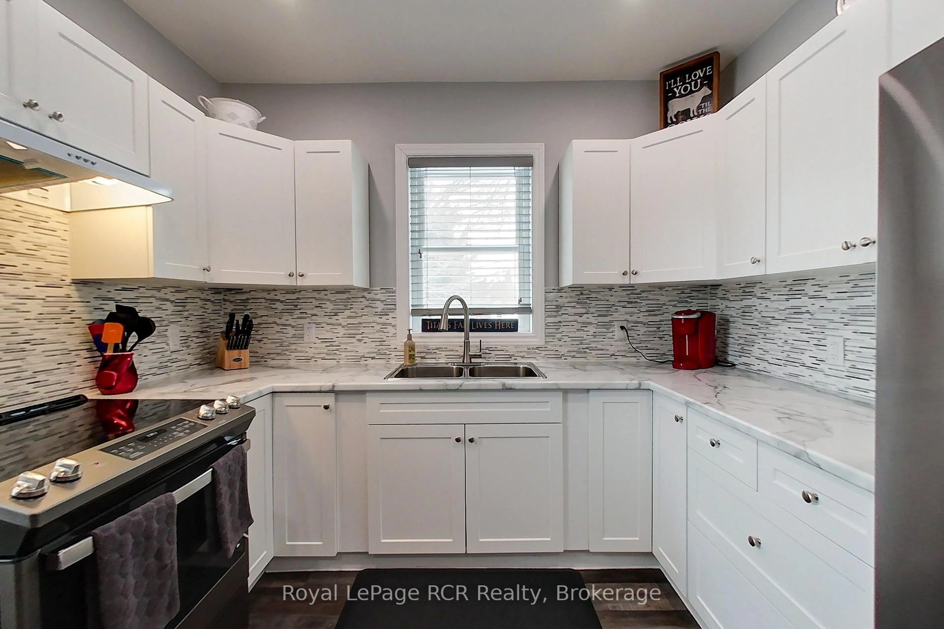 Unknown for 707 Queen St, West Grey Ontario N0G 2M0