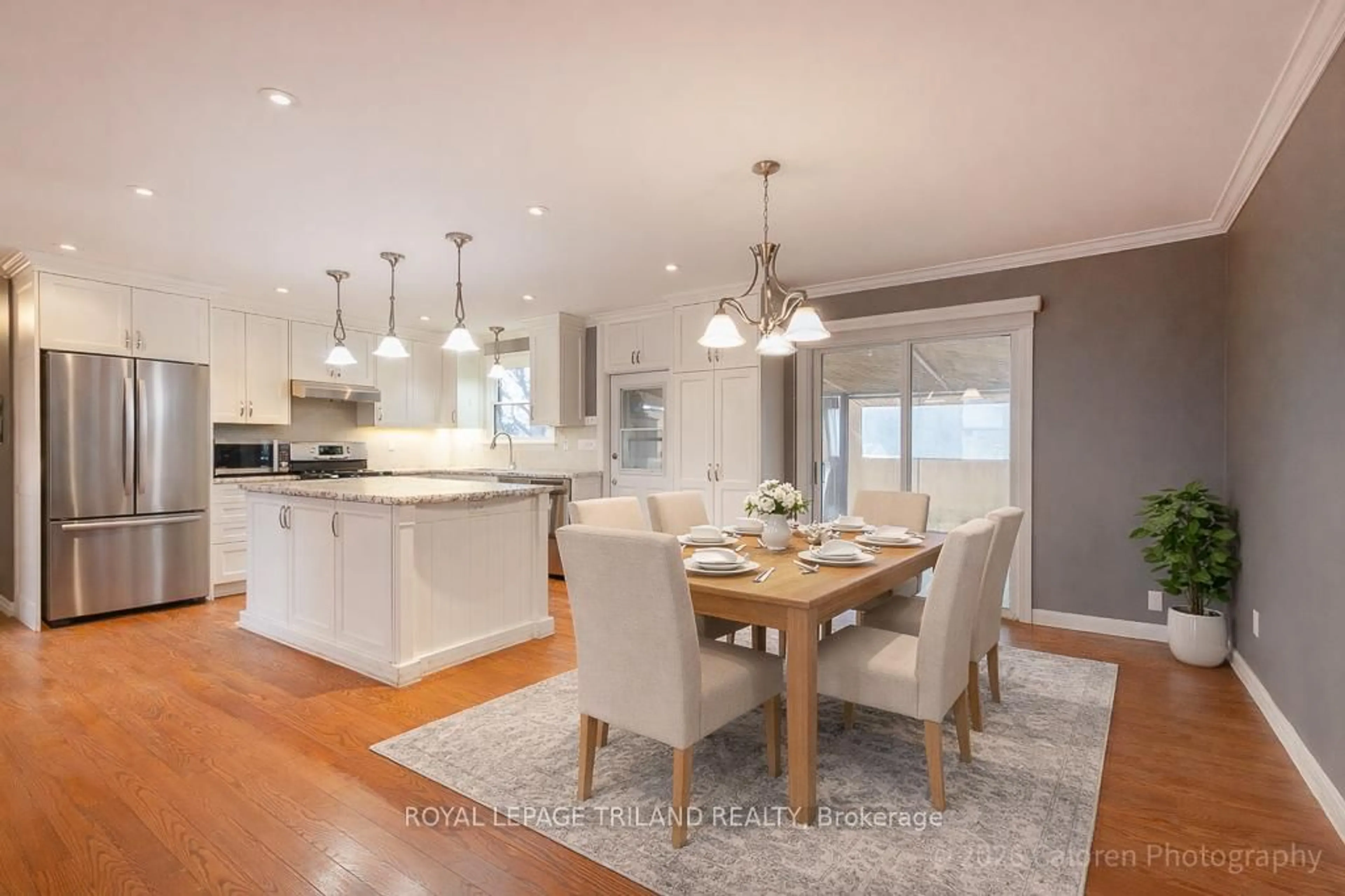 Open concept kitchen, unknown for 781 Verulam St, London South Ontario N6C 5C7