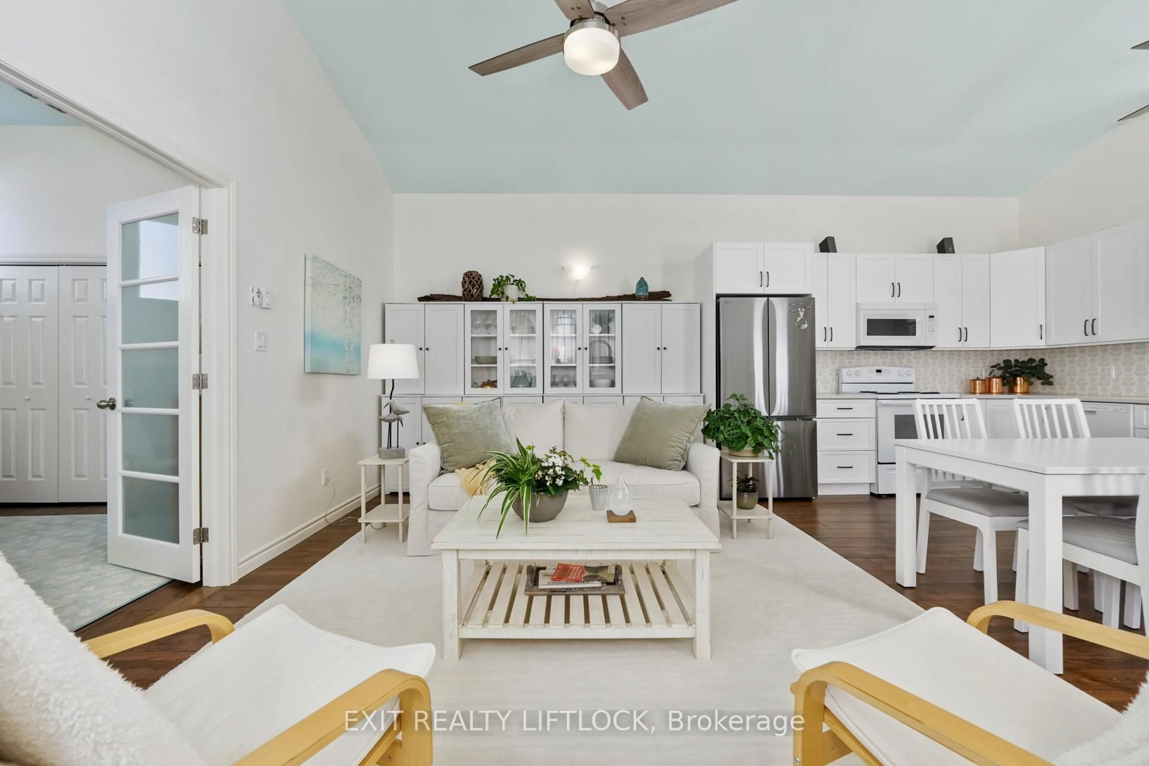 Open concept kitchen, unknown for 834 Water St, Peterborough Ontario K9H 3N9