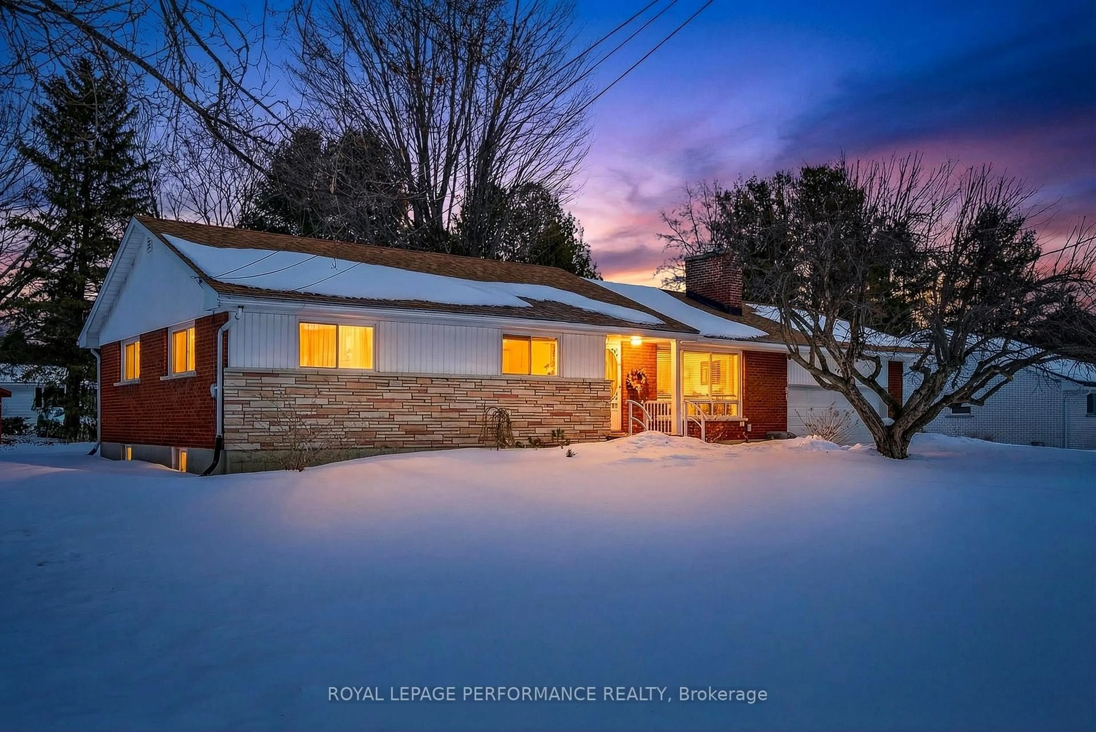 A pic from outside/outdoor area/front of a property/back of a property/a pic from drone, street for 3864 CARP Rd, Carp Ontario K0A 1L0