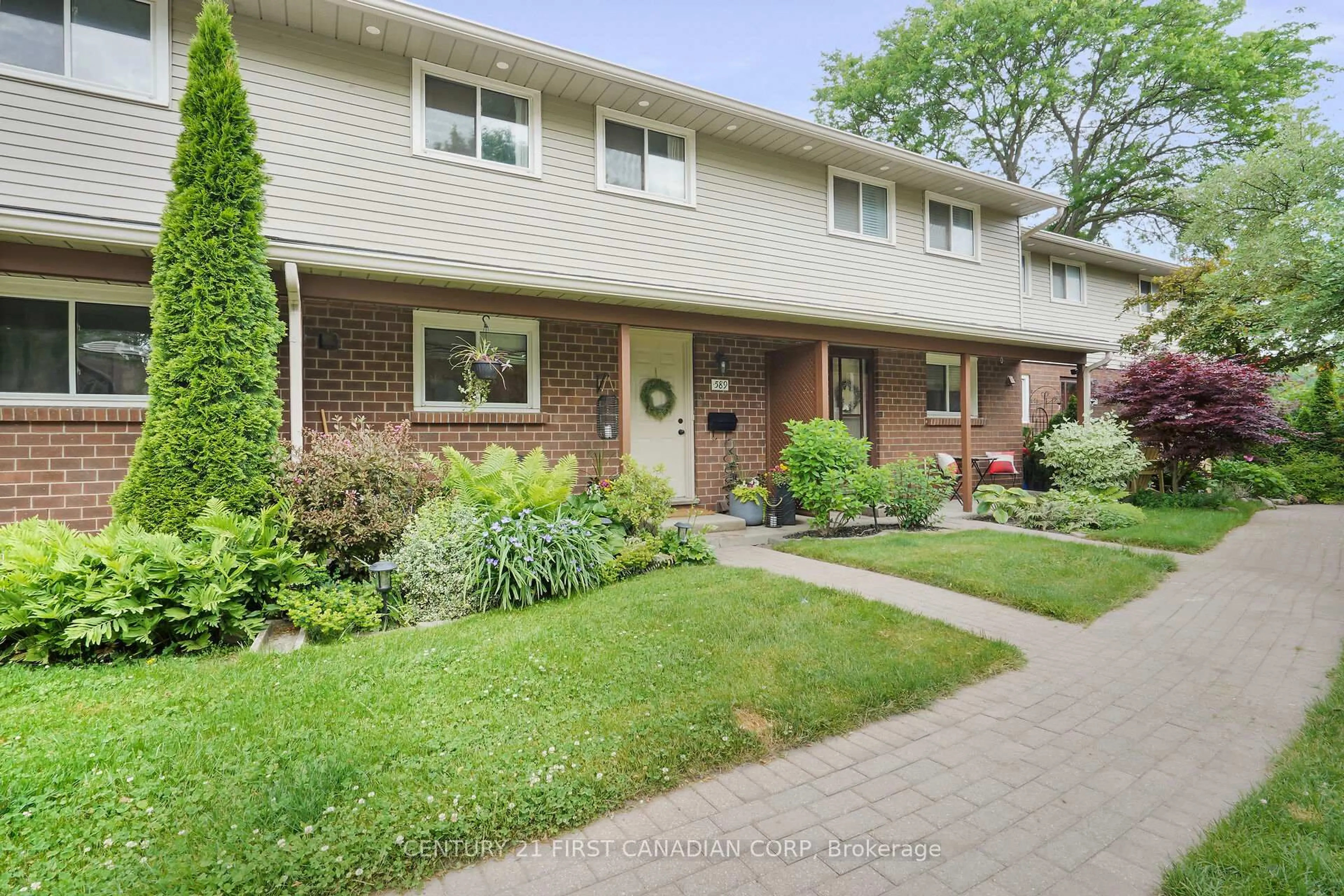 Home with brick exterior material, street for 589 Griffith St, London South Ontario N6K 2S5