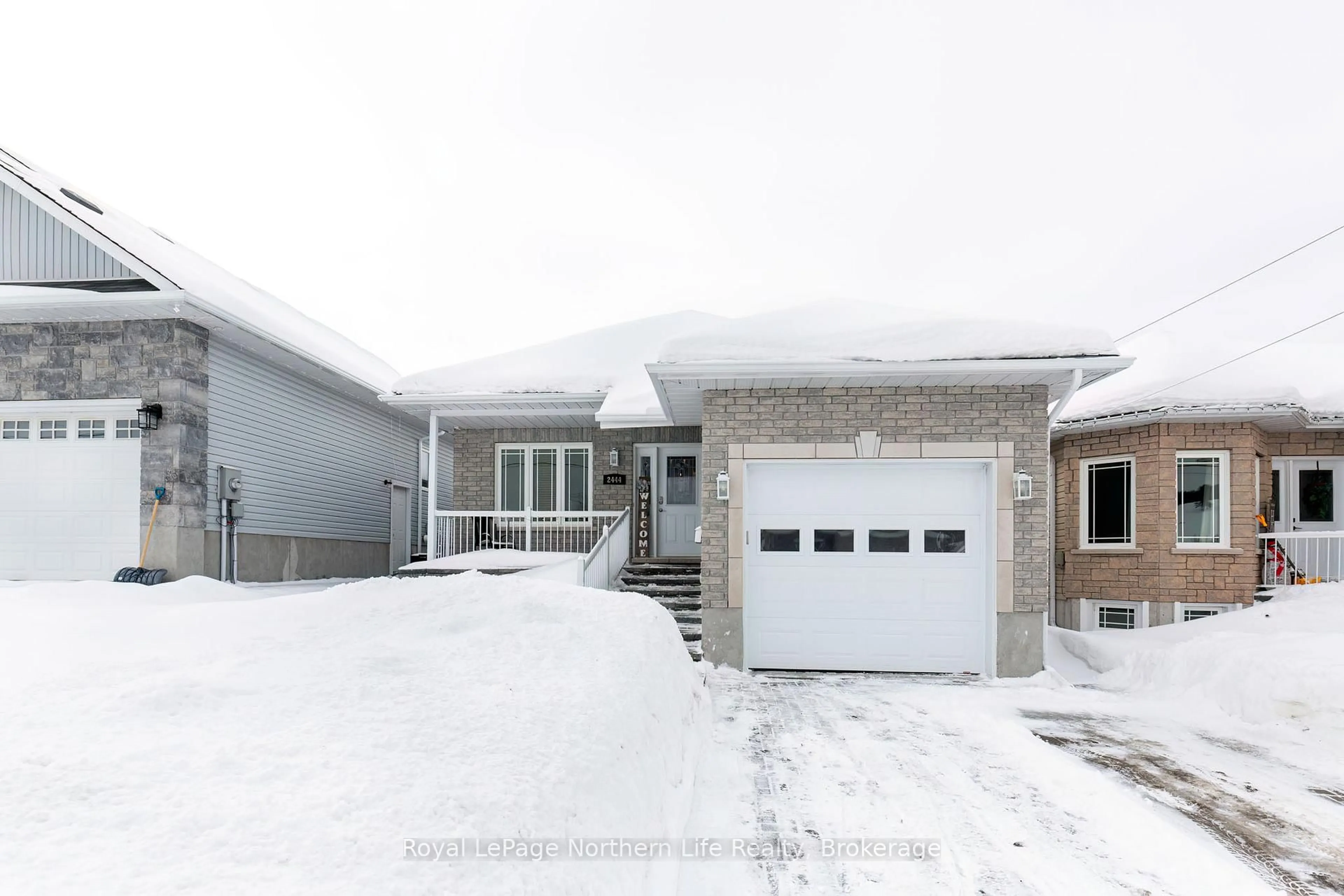 Unknown for 2444 Connaught Ave, North Bay Ontario P1B 0C4