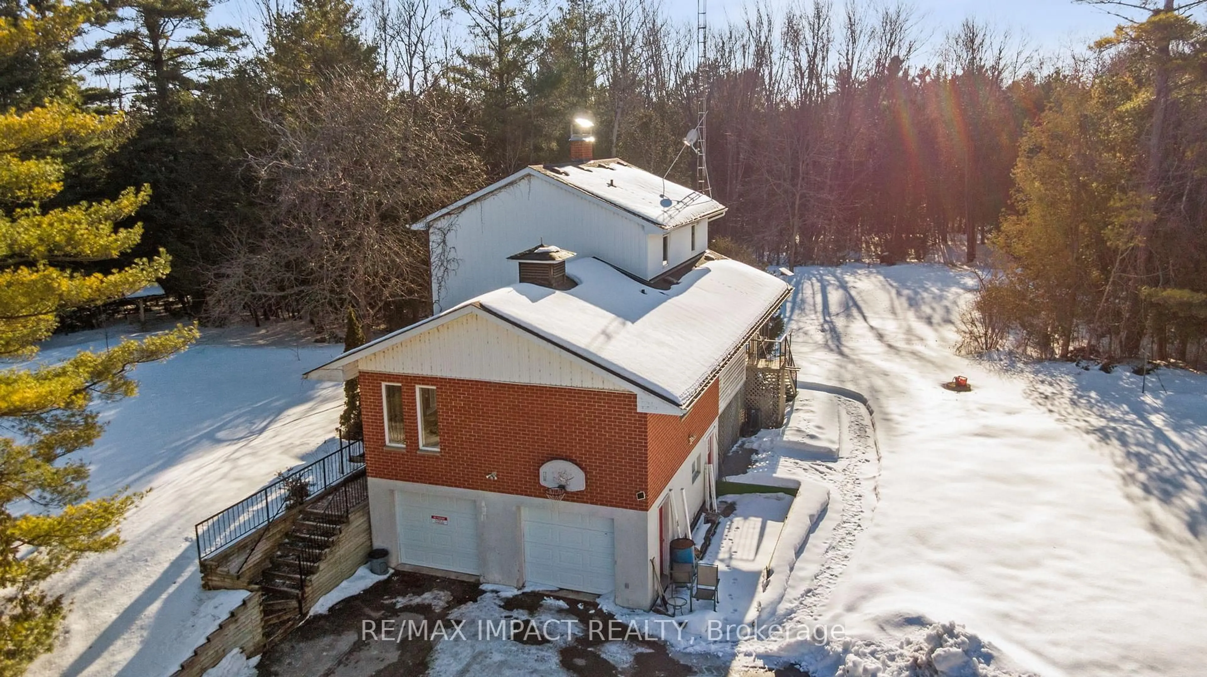 A pic from outside/outdoor area/front of a property/back of a property/a pic from drone, building for 189 Brimley Rd, Alnwick/Haldimand Ontario K0K 2G0