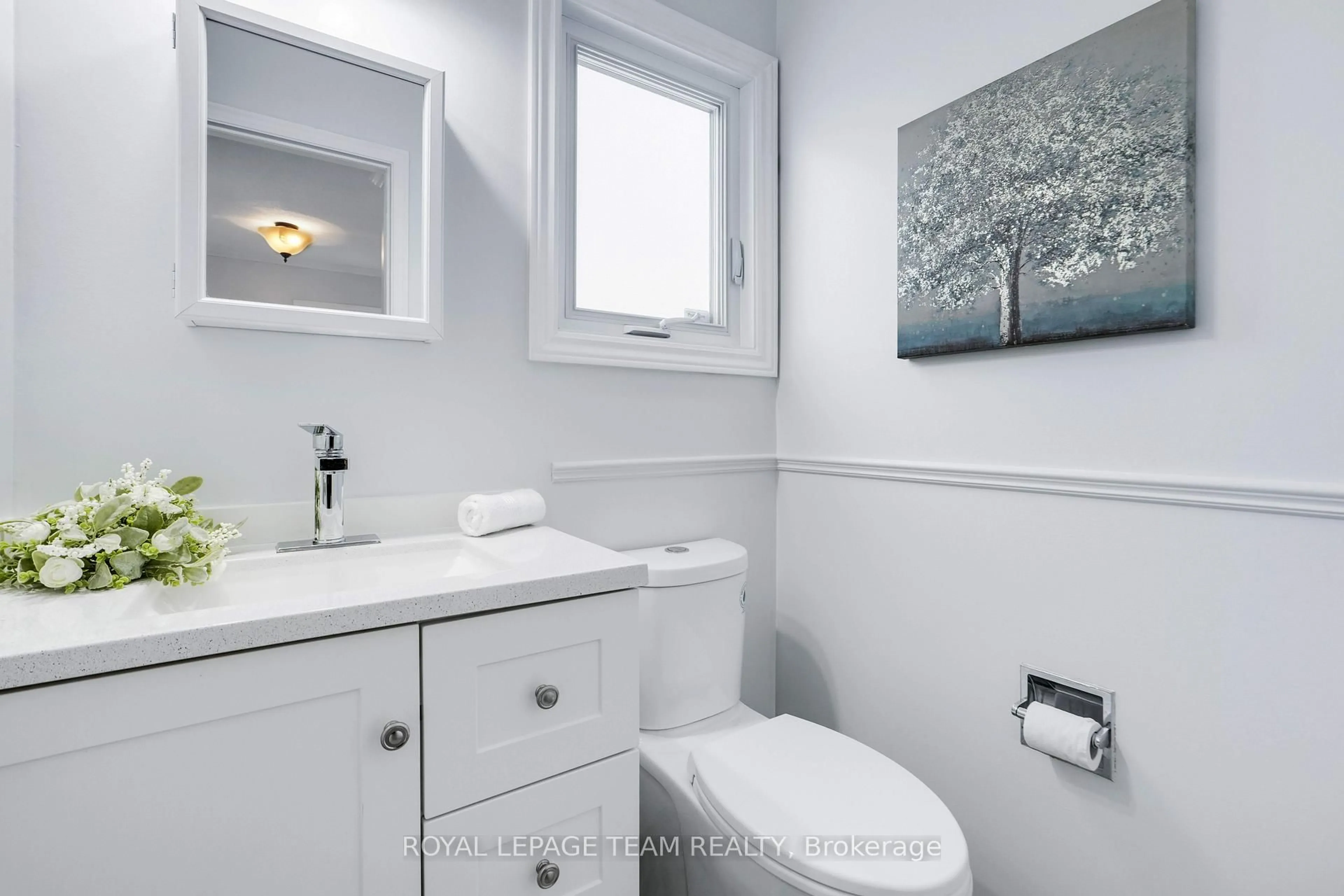 Standard bathroom, ceramic/tile floor for 49 Vesta St, Ottawa Ontario K2J 3Z1