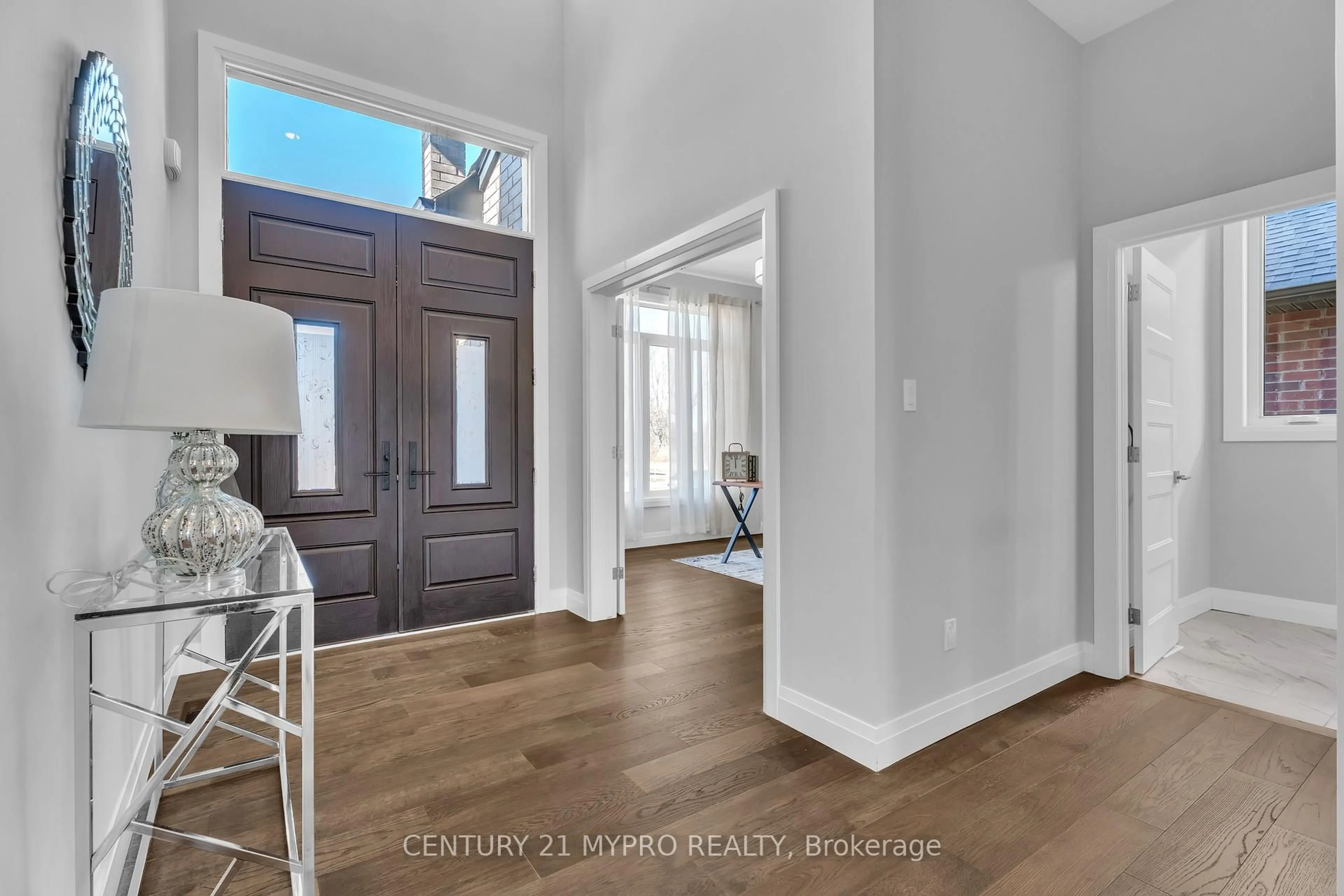 Indoor entryway for 65 Daventry Way, Middlesex Centre Ontario N0L 1R0