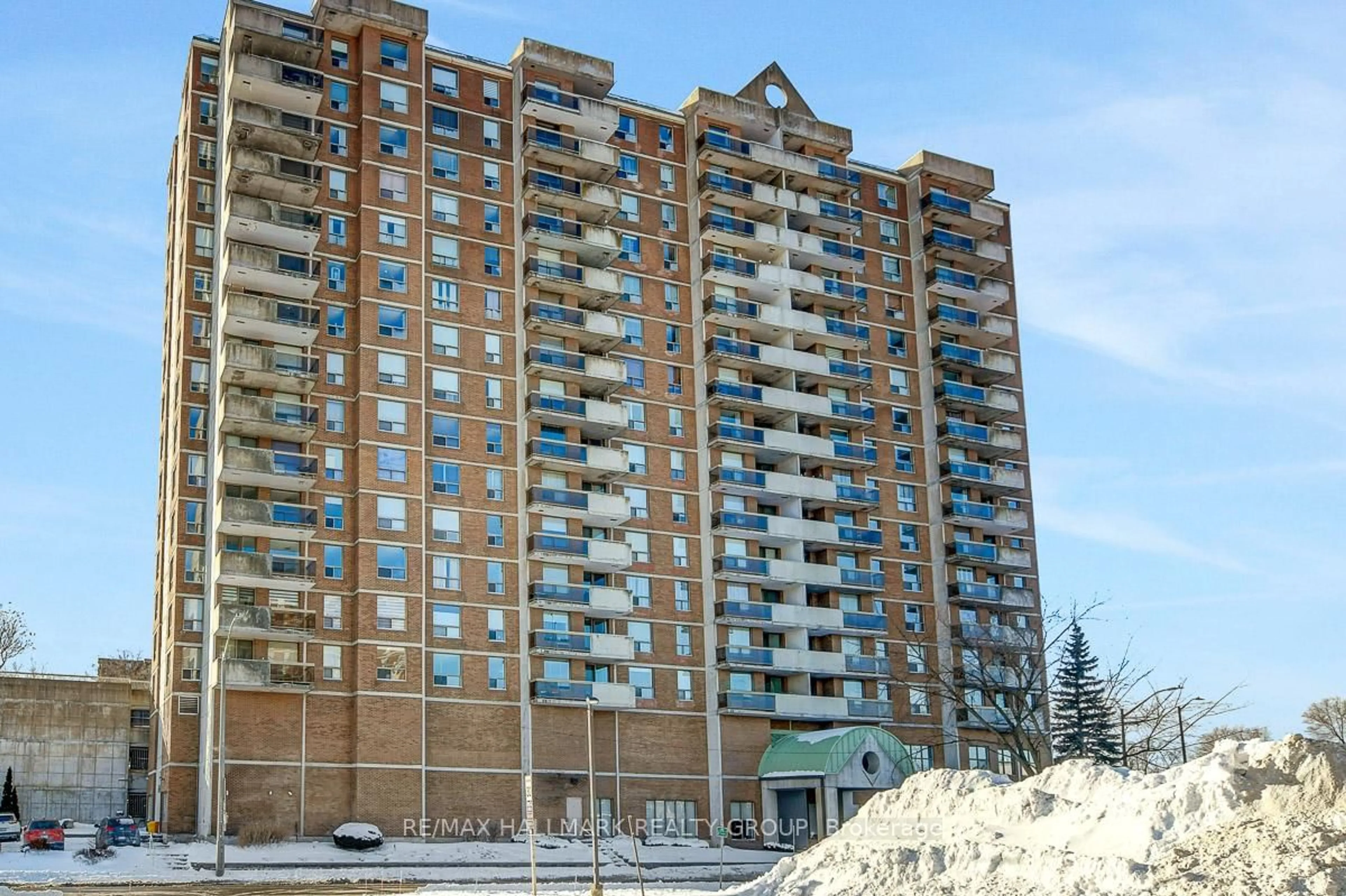 Unknown for 200 Lafontaine Ave #506, Ottawa Ontario K1L 8K8