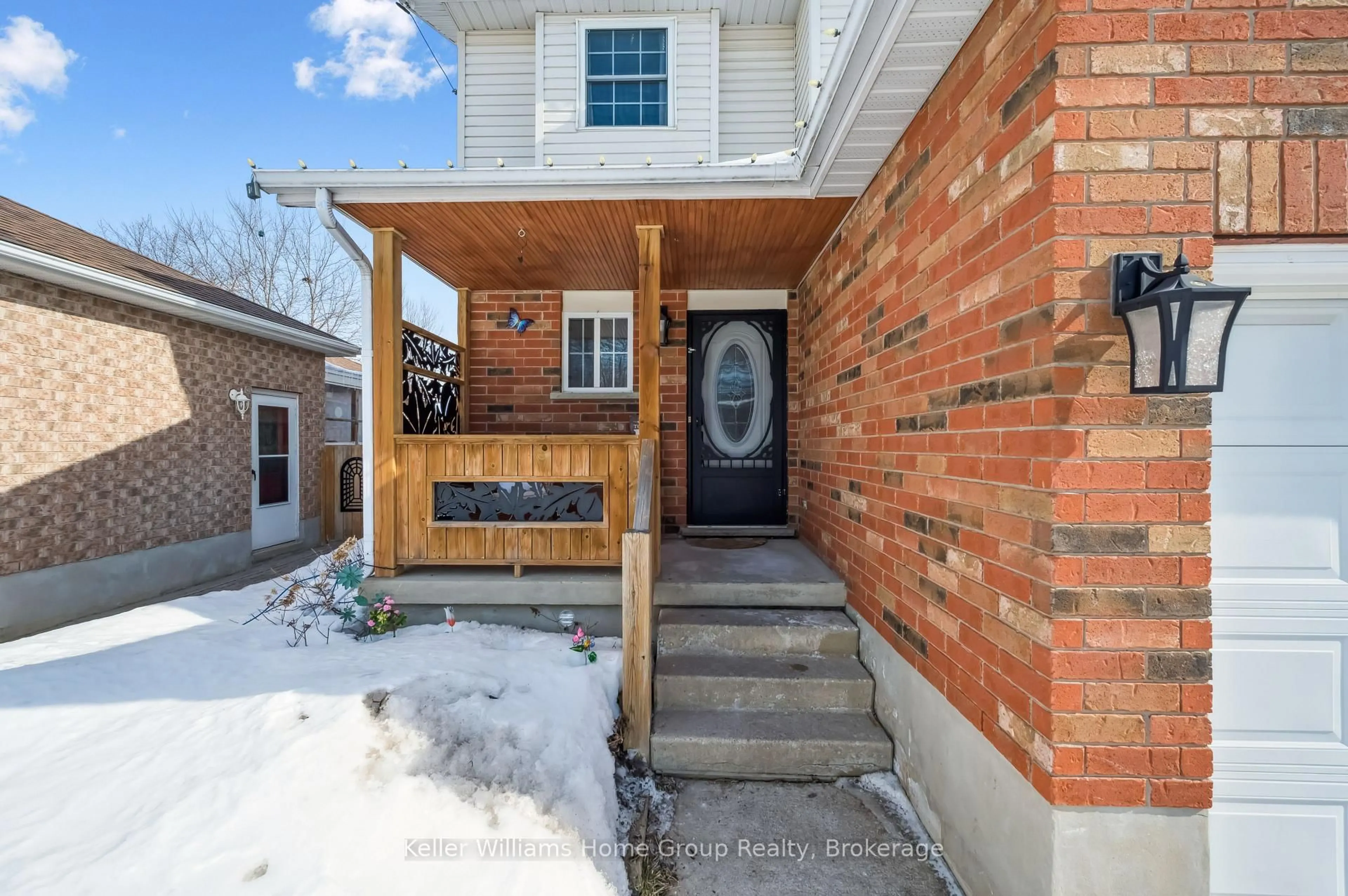 Unknown for 758 Victoria Terr, Centre Wellington Ontario N1M 3E7