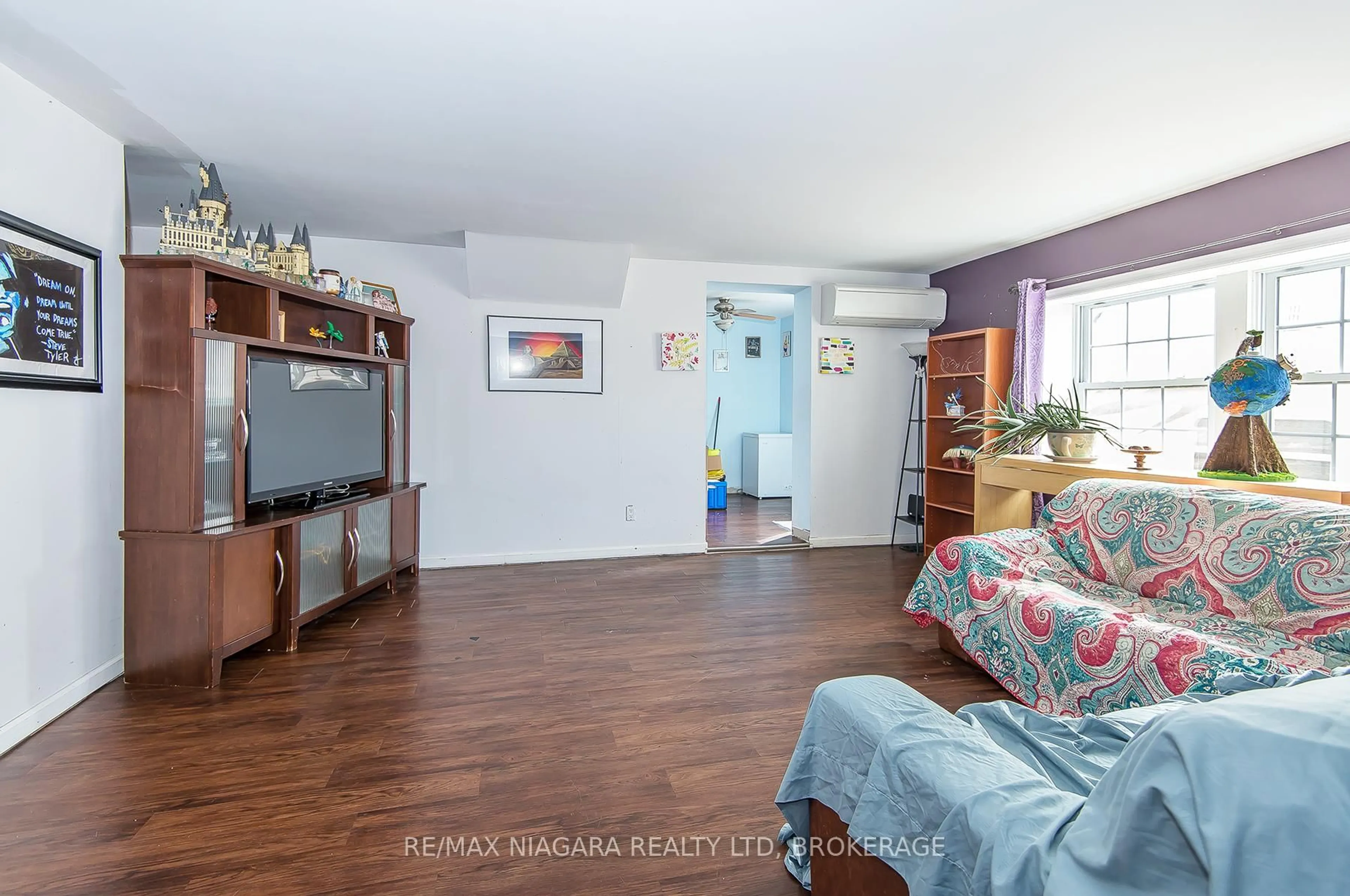 Unknown for 98 Chippawa Rd, Port Colborne Ontario L3K 1T5