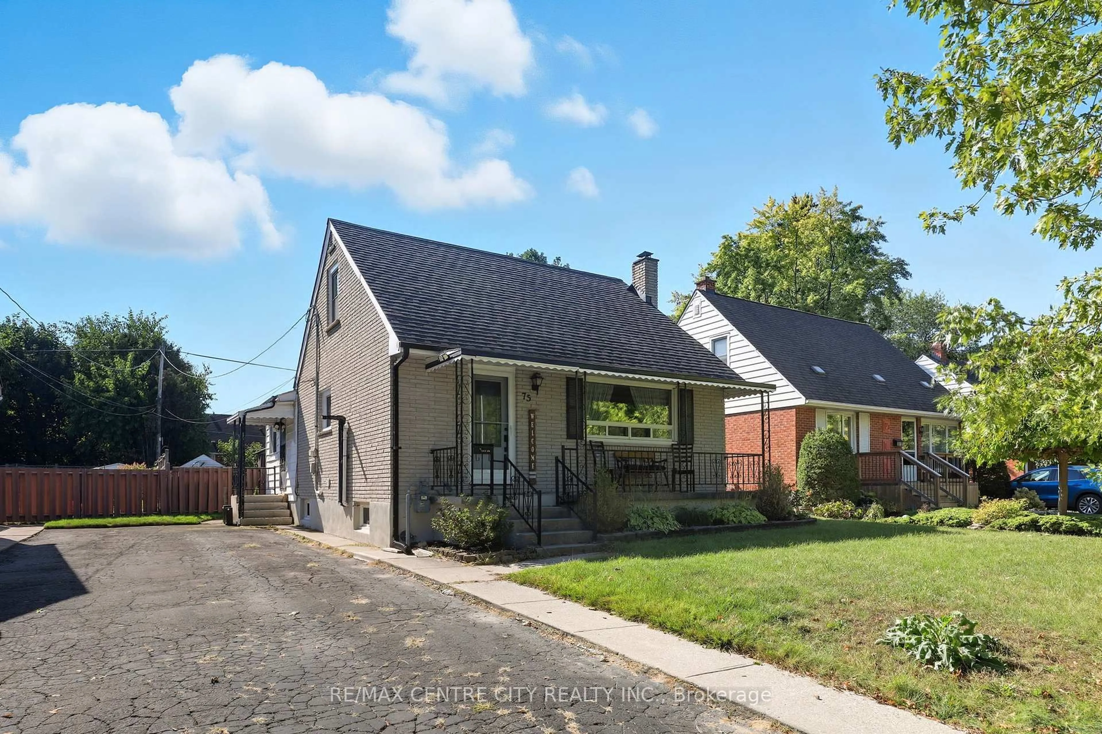 A pic from outside/outdoor area/front of a property/back of a property/a pic from drone, street for 75 Glass Ave, London East Ontario N5W 1Z8