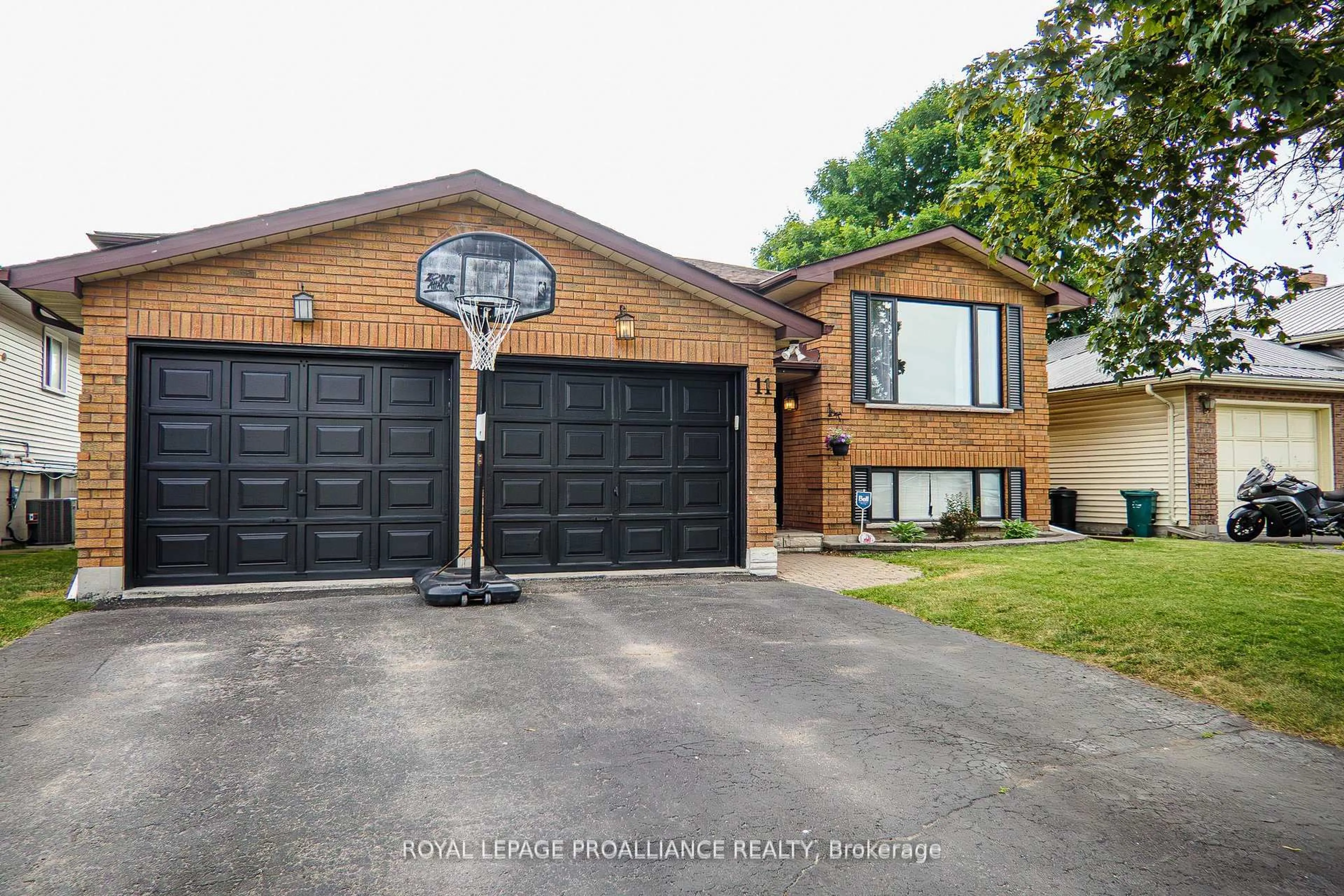 Home with brick exterior material, street for 11 Springbrook Cres, Belleville Ontario K8P 5B7