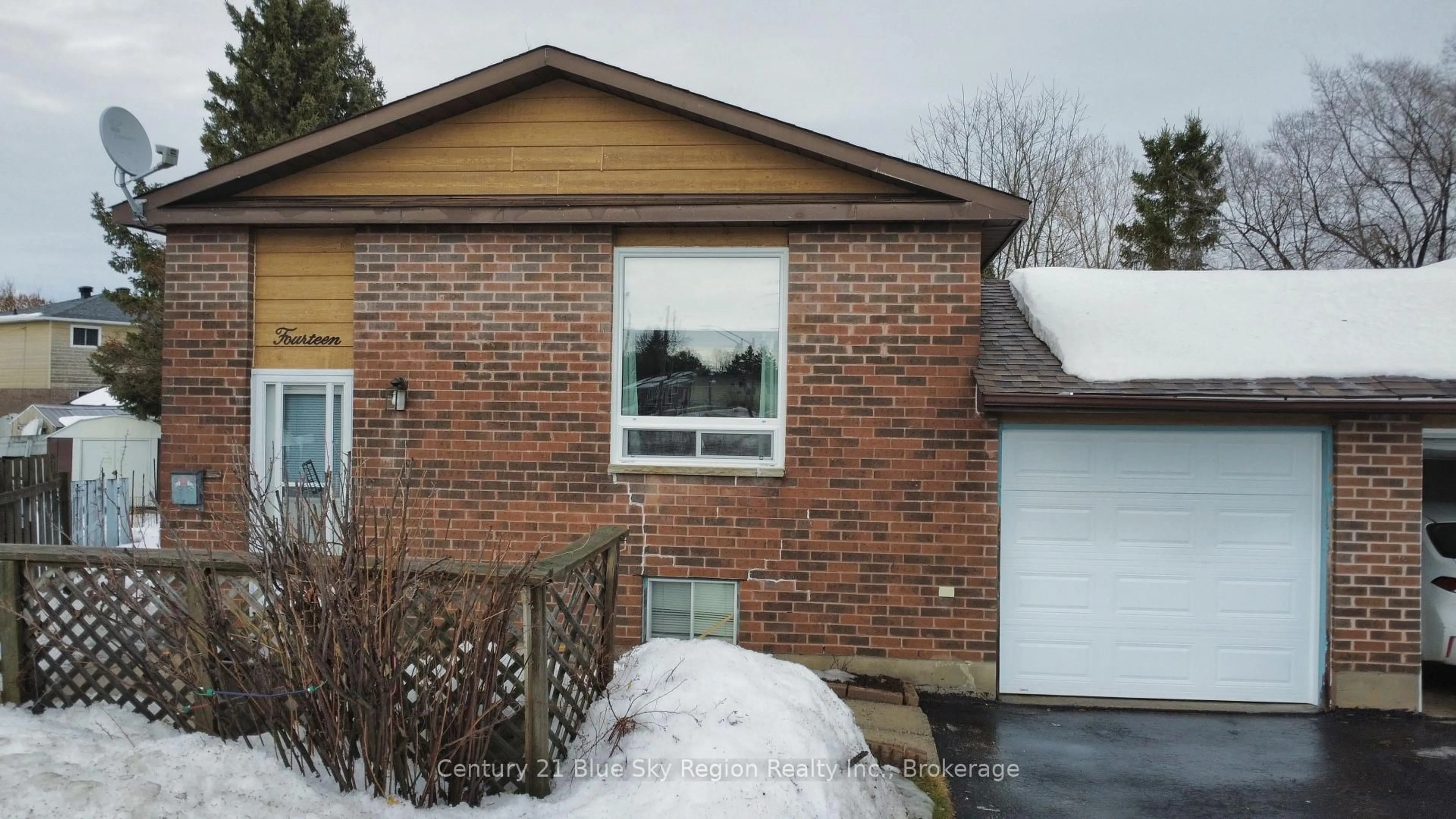 Home with brick exterior material, street for 14 Cypress Crt, North Bay Ontario P1B 9G9