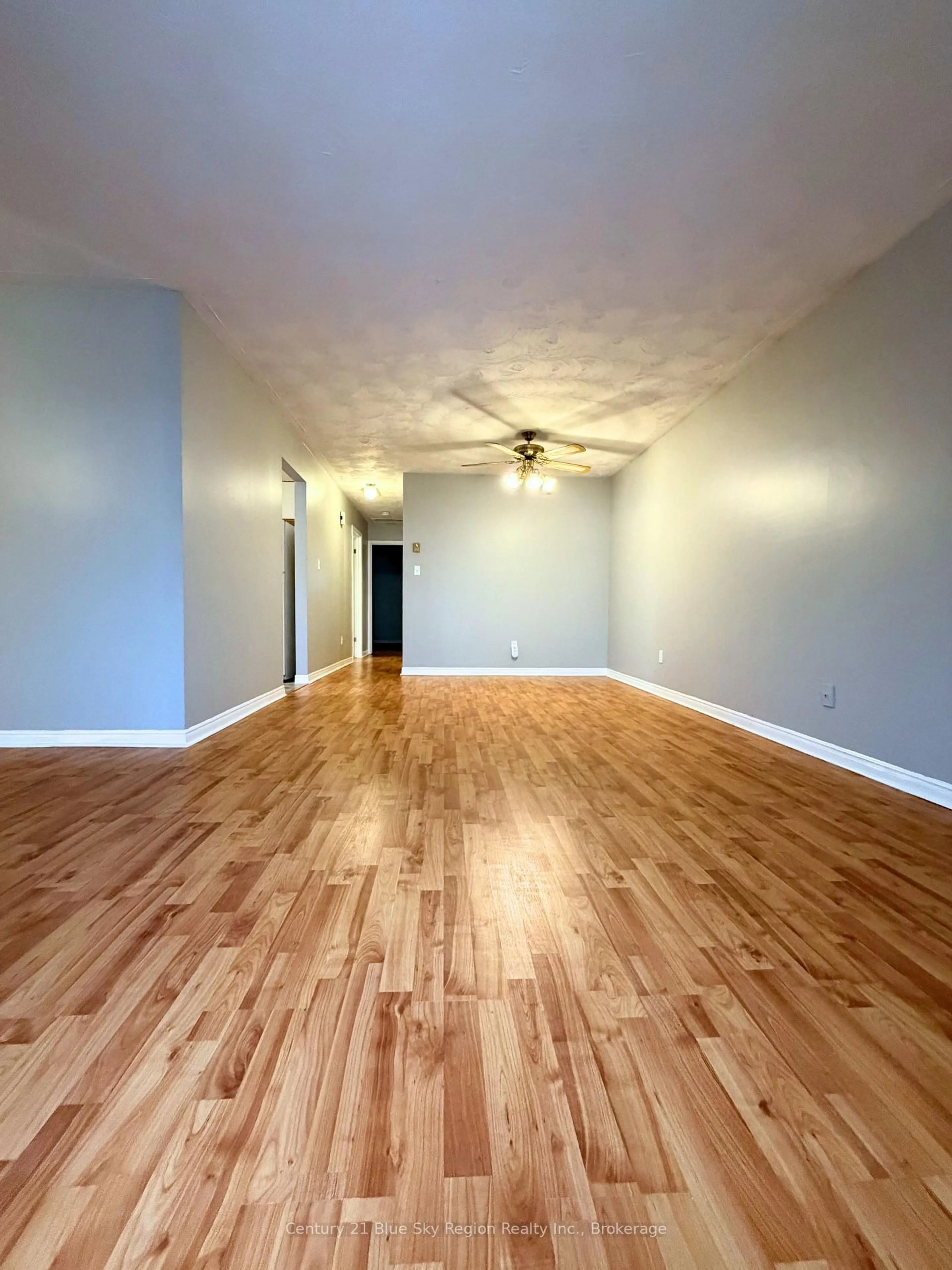 A pic of a room for 14 Cypress Crt, North Bay Ontario P1B 9G9