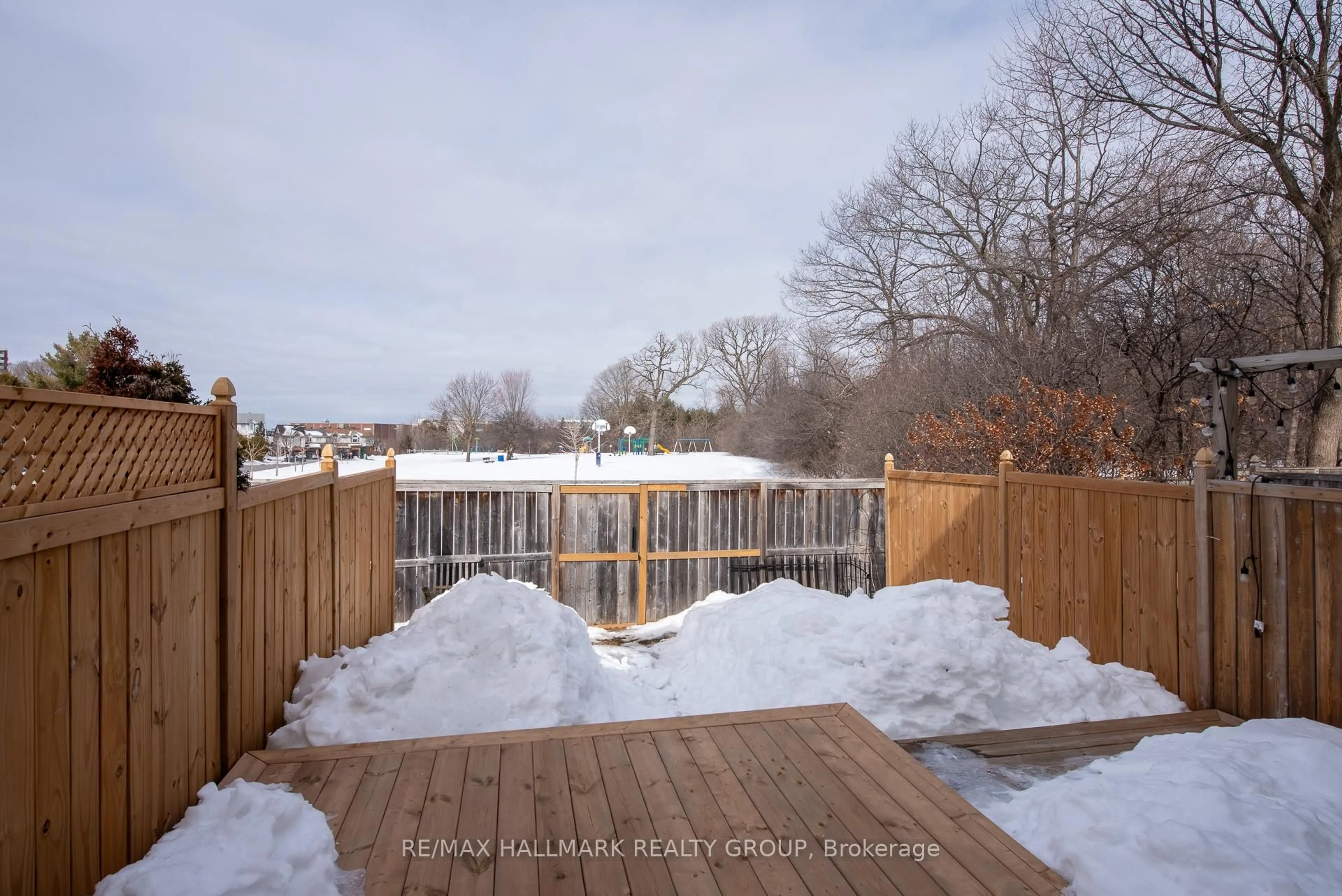 Patio, water/lake/river/ocean view for 201 Station Blvd #4, Ottawa Ontario K1G 6N8