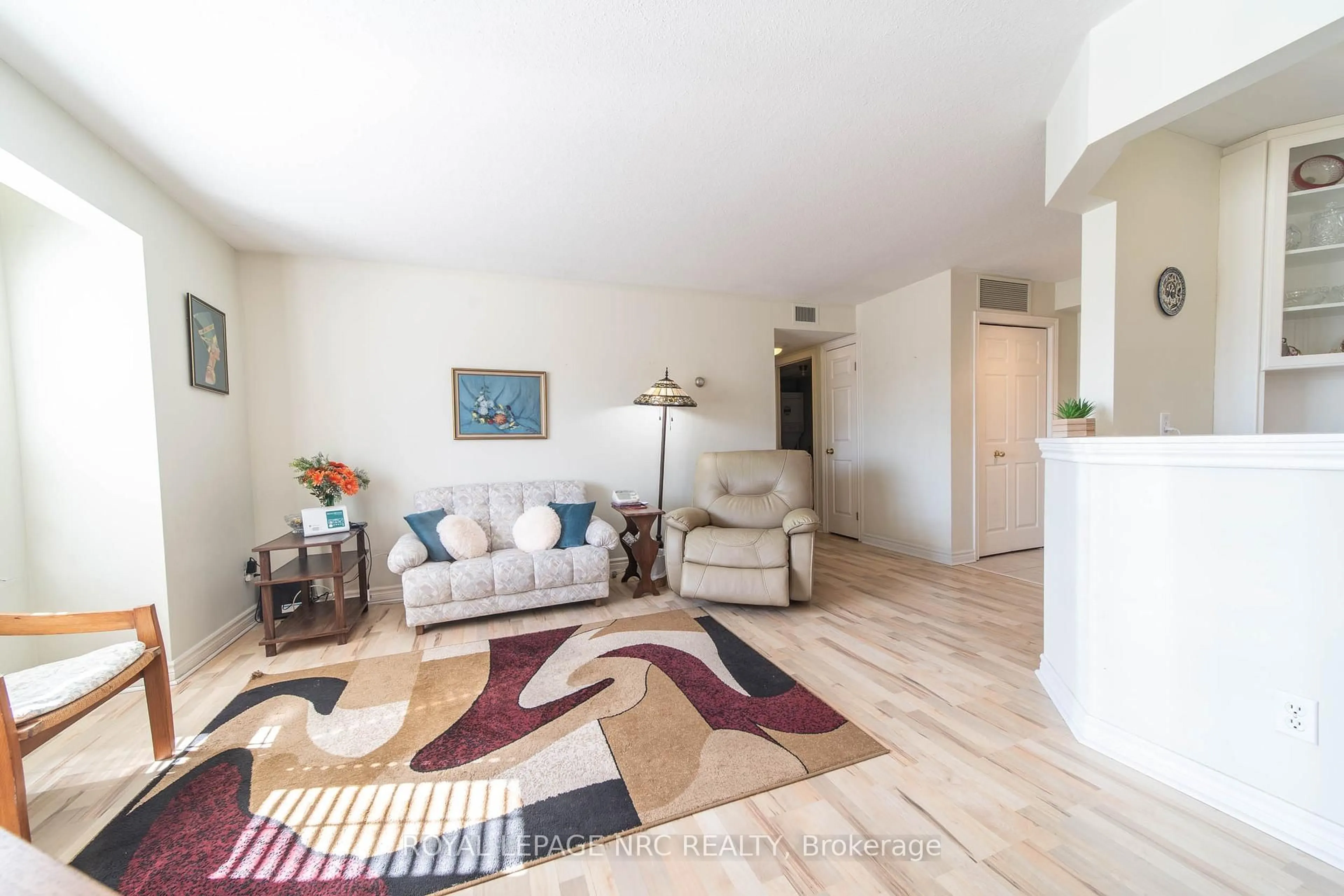 Living room with furniture, unknown for 1061 Vansickle Rd #202B, St. Catharines Ontario L2S 2X4