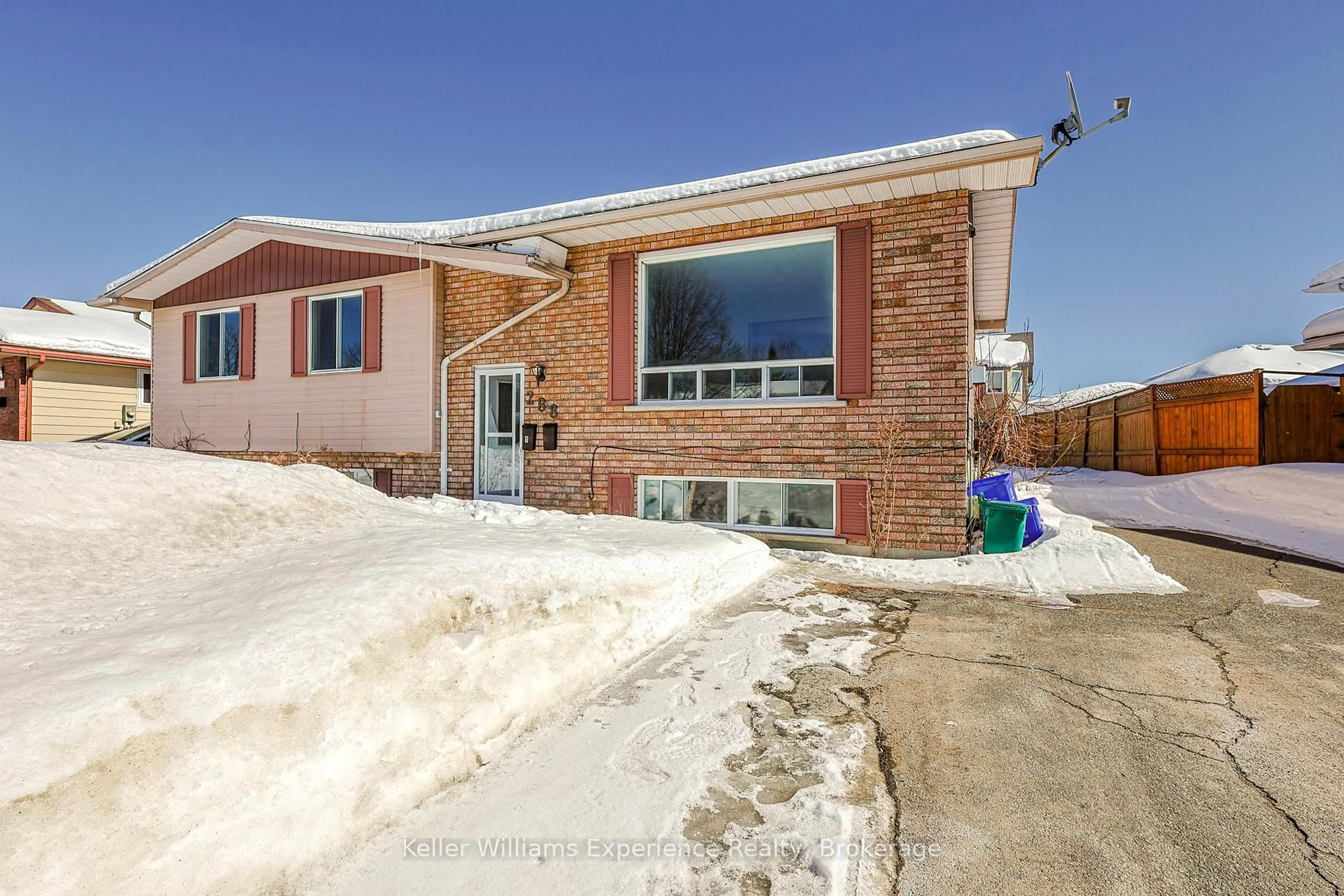 Home with brick exterior material, street for 288 Third Ave, Greater Sudbury Ontario P3B 4A1