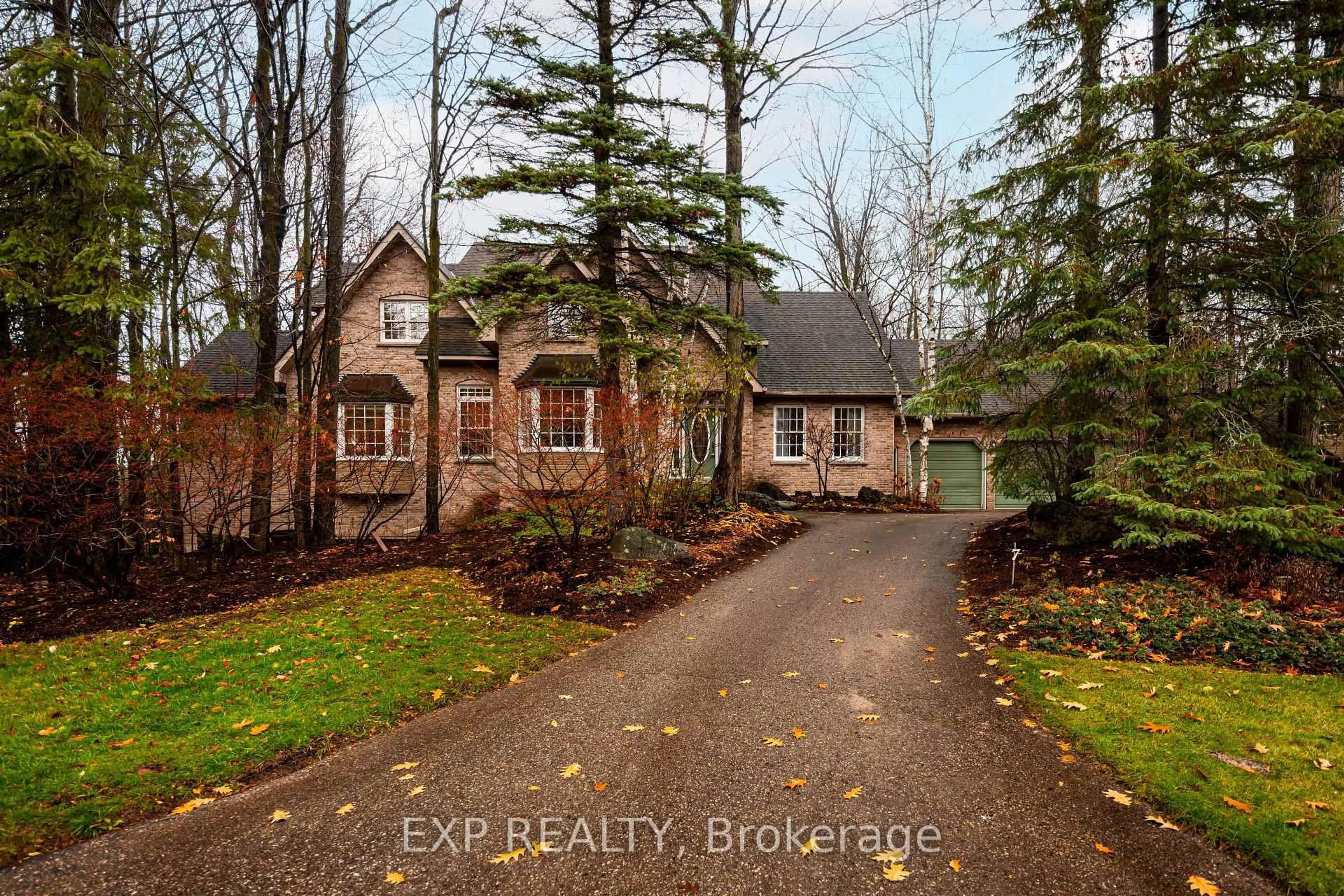 Unknown for 7 Ironwood Crt, Mono Ontario L9W 4A8