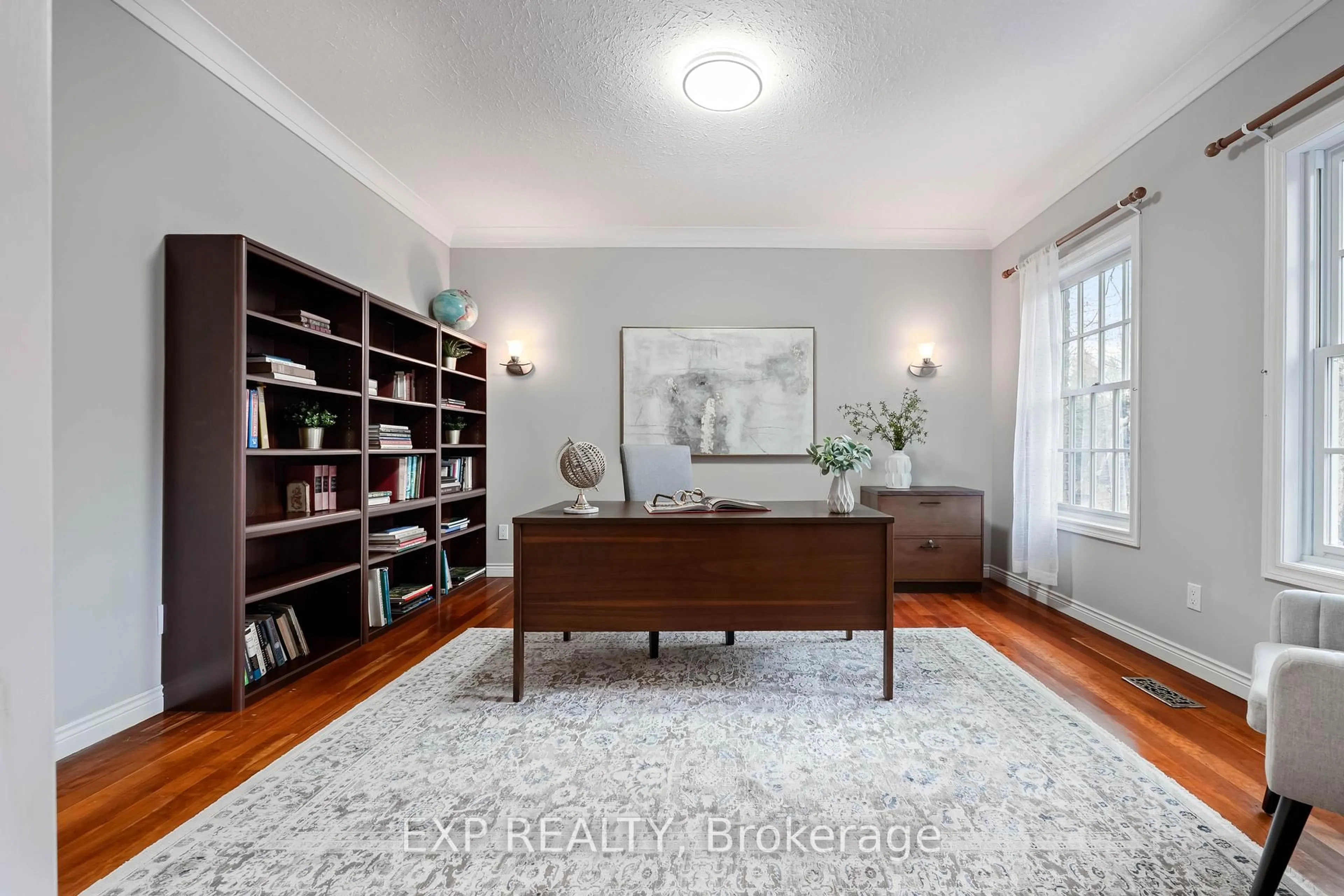 Unknown for 7 Ironwood Crt, Mono Ontario L9W 4A8