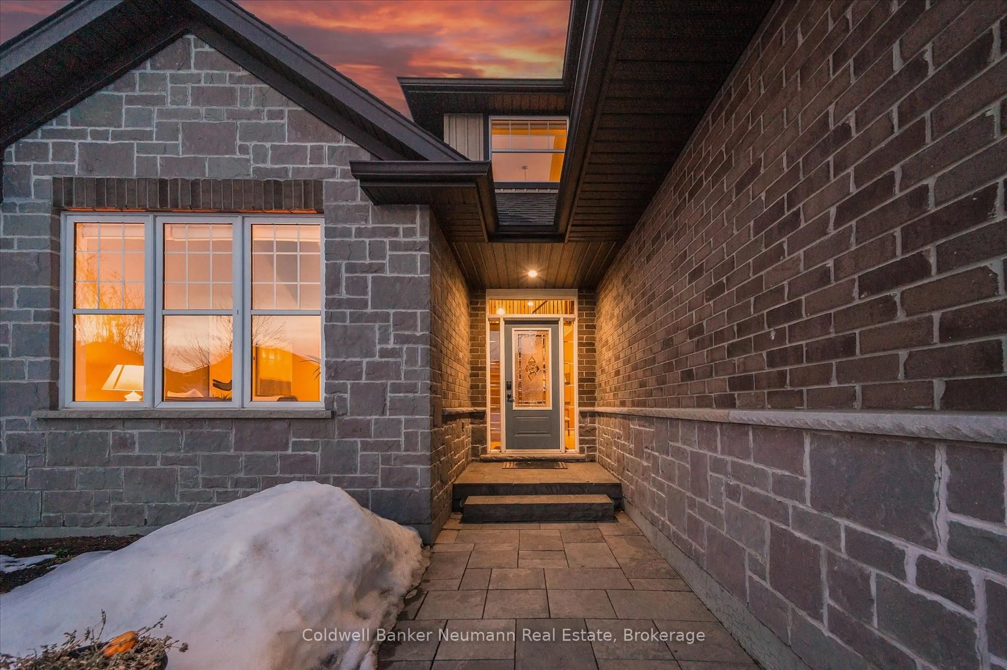 Unknown for 46 Clegg Rd, Centre Wellington Ontario N0B 1S0