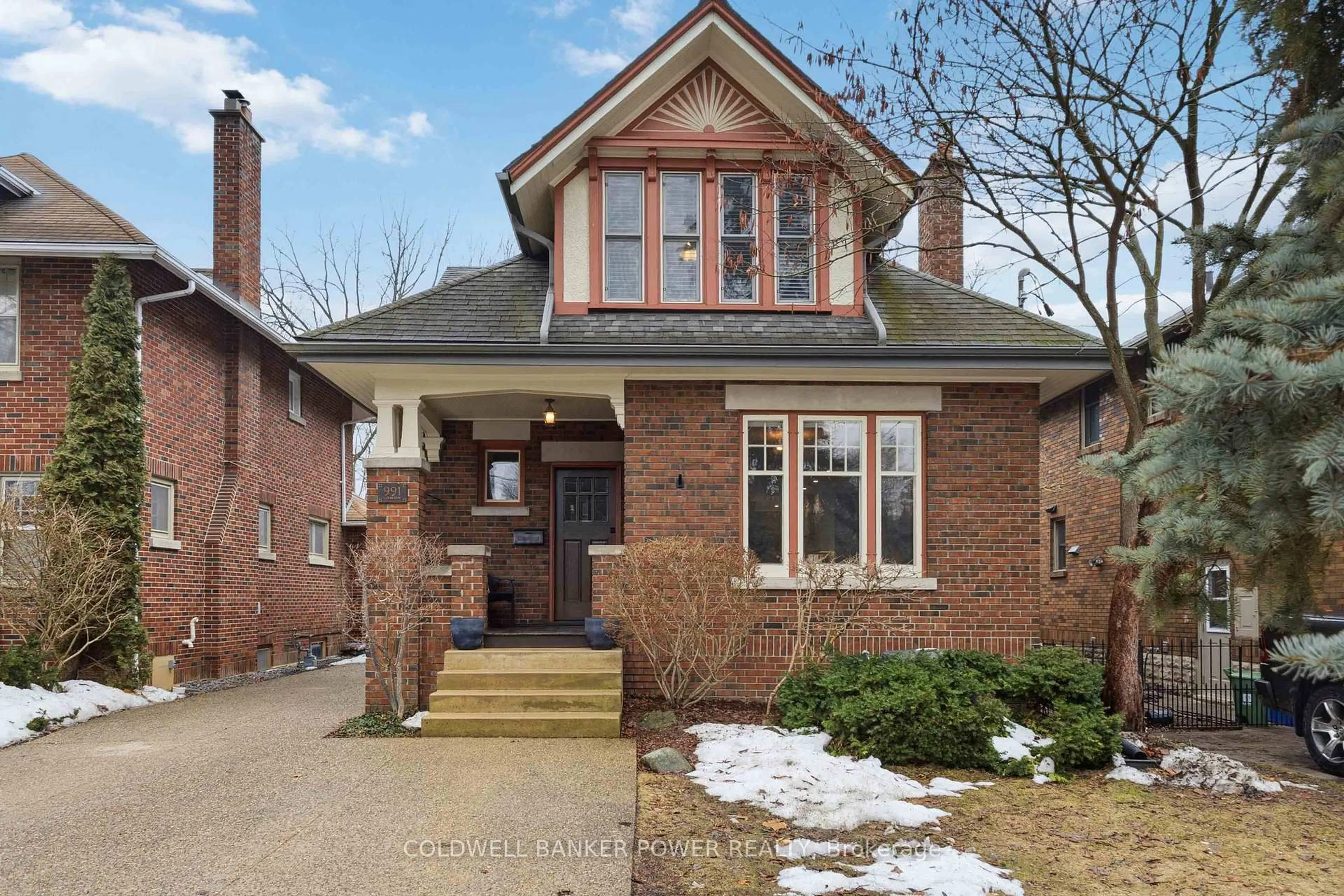 Home with brick exterior material, street for 991 Colborne St, London East Ontario N6A 4A7