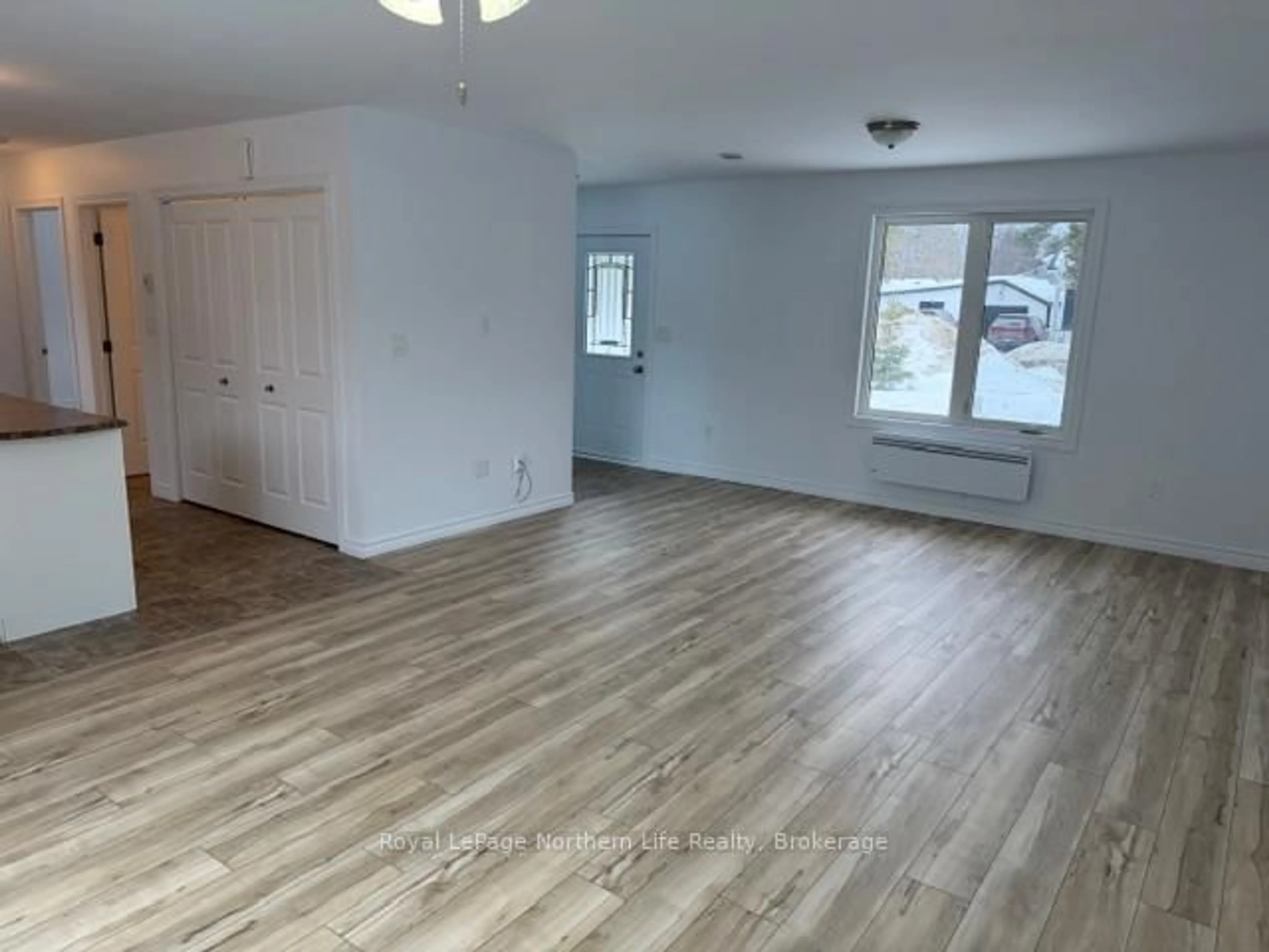A pic of a room for 393 King St, West Nipissing Ontario P2B 3C8