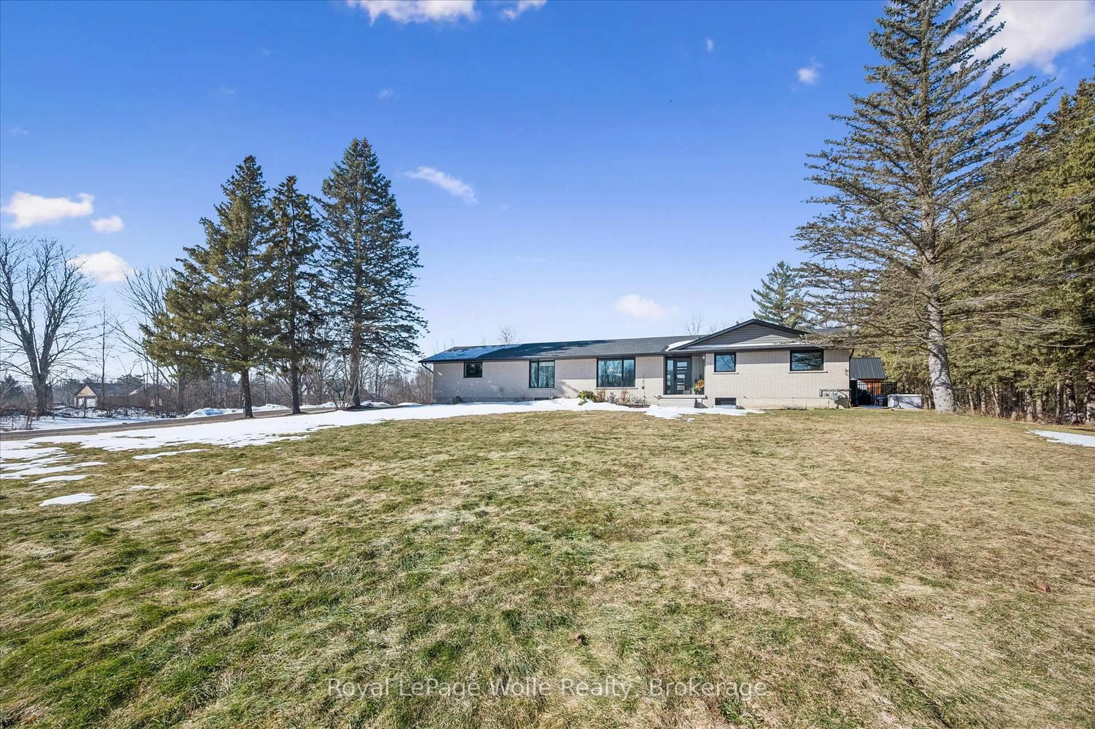 A pic from outside/outdoor area/front of a property/back of a property/a pic from drone, water/lake/river/ocean view for 1192 Shellard Rd, North Dumfries Ontario N1R 5S7