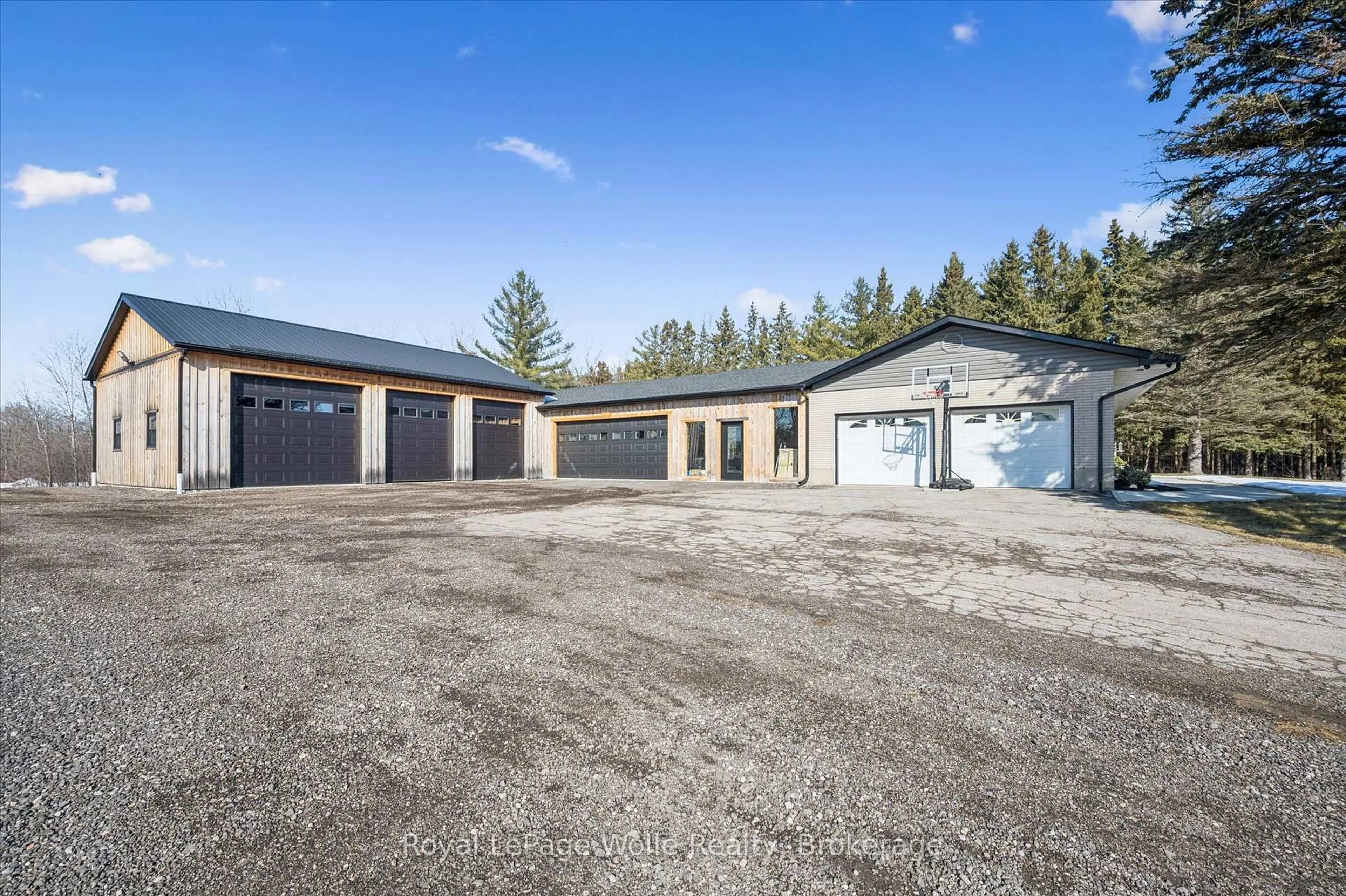 Unknown for 1192 Shellard Rd, North Dumfries Ontario N1R 5S7