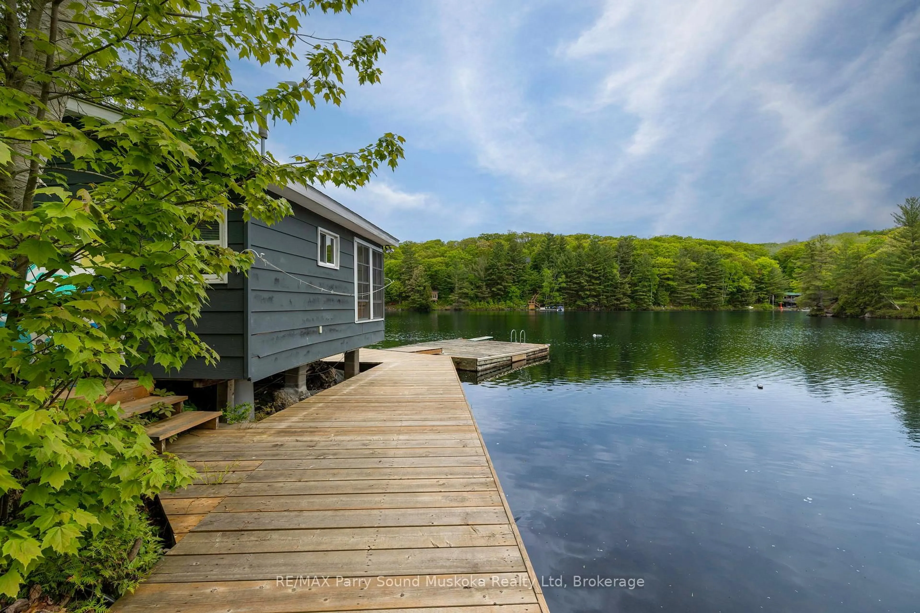 Shed for 131 Downes Rd, Seguin Ontario P2A 2W8