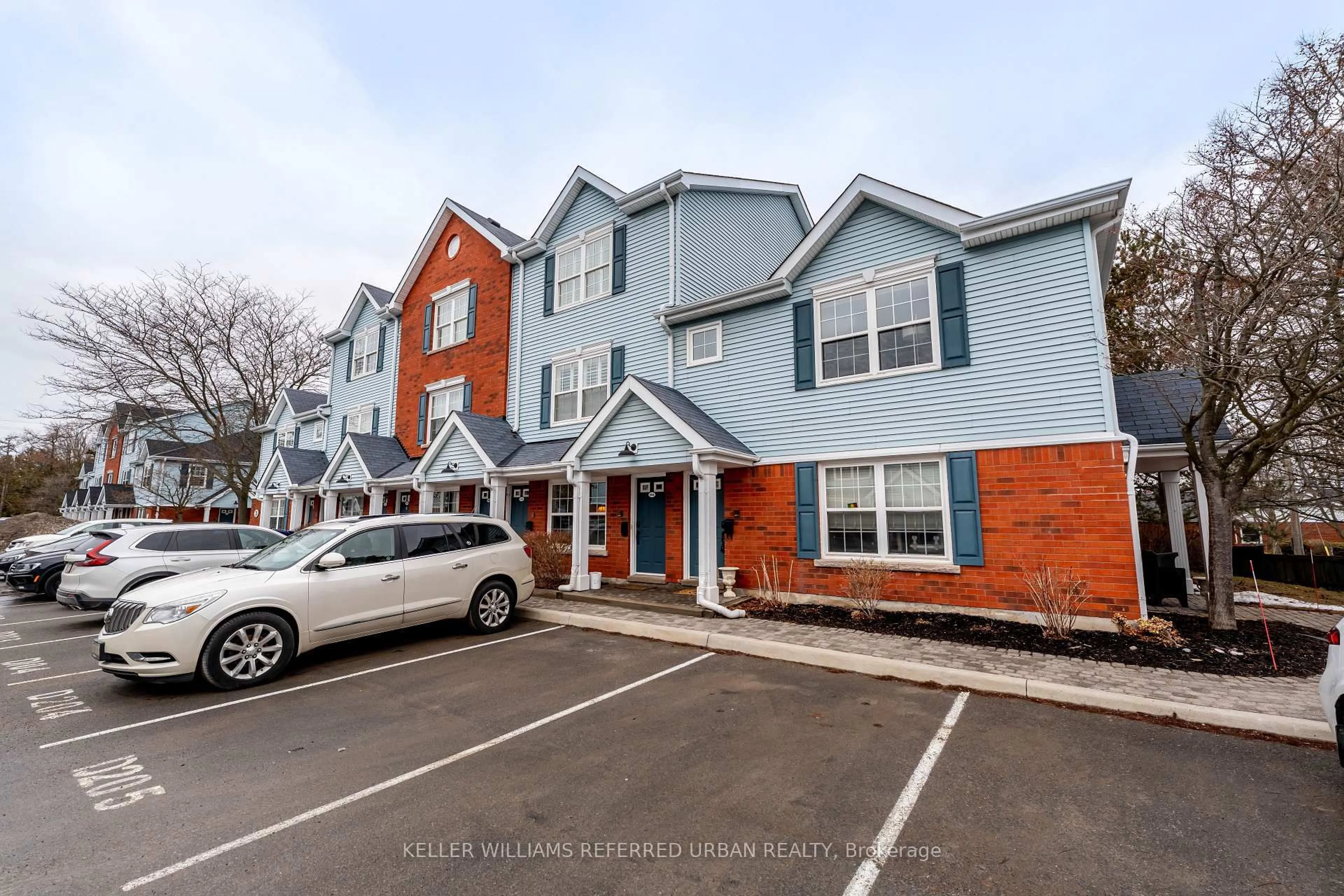 A pic from outside/outdoor area/front of a property/back of a property/a pic from drone, street for 182 D'Arcy St #205D, Cobourg Ontario K9A 5J1