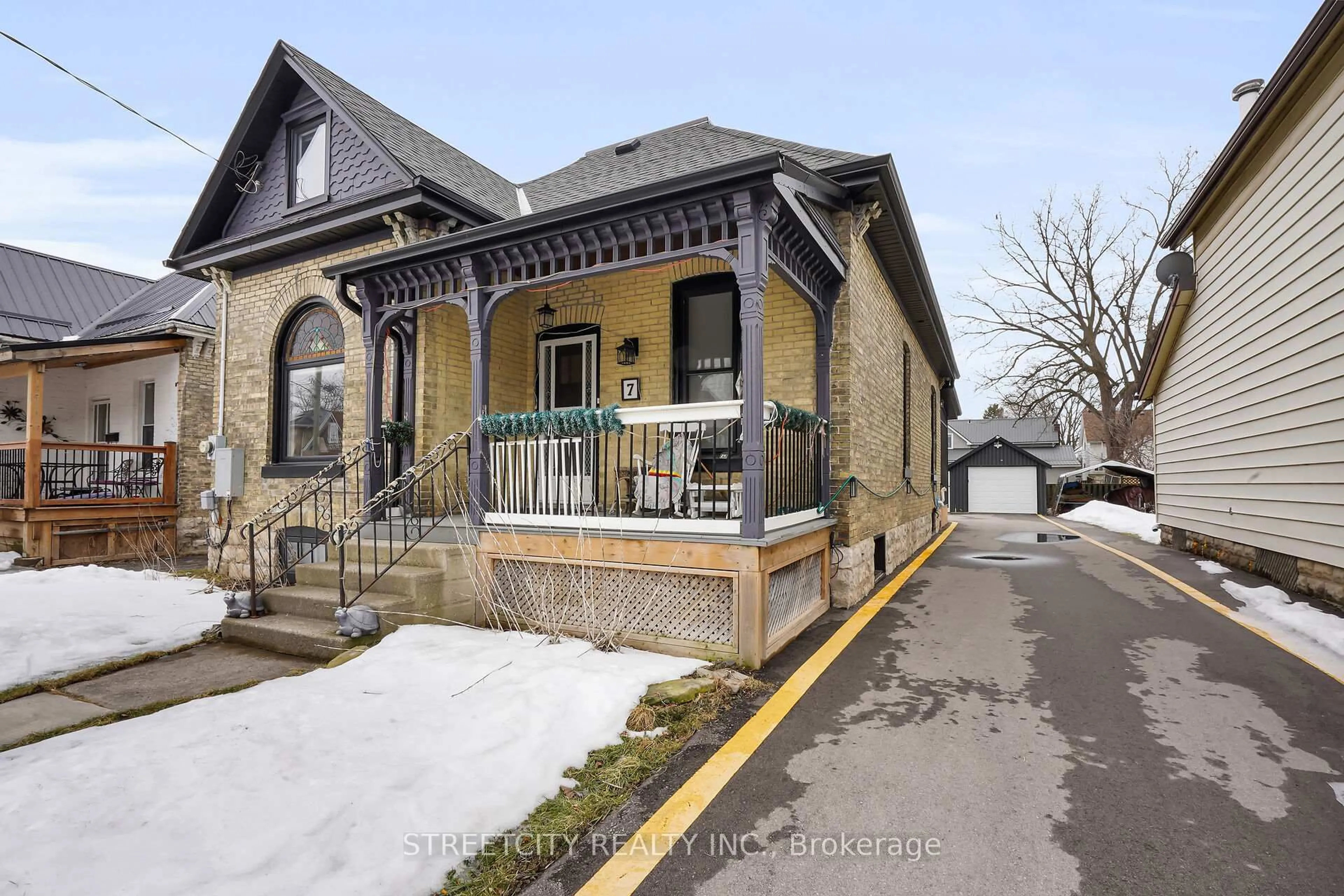Home with brick exterior material, street for 7 Myrtle St, St. Thomas Ontario N5R 2E6