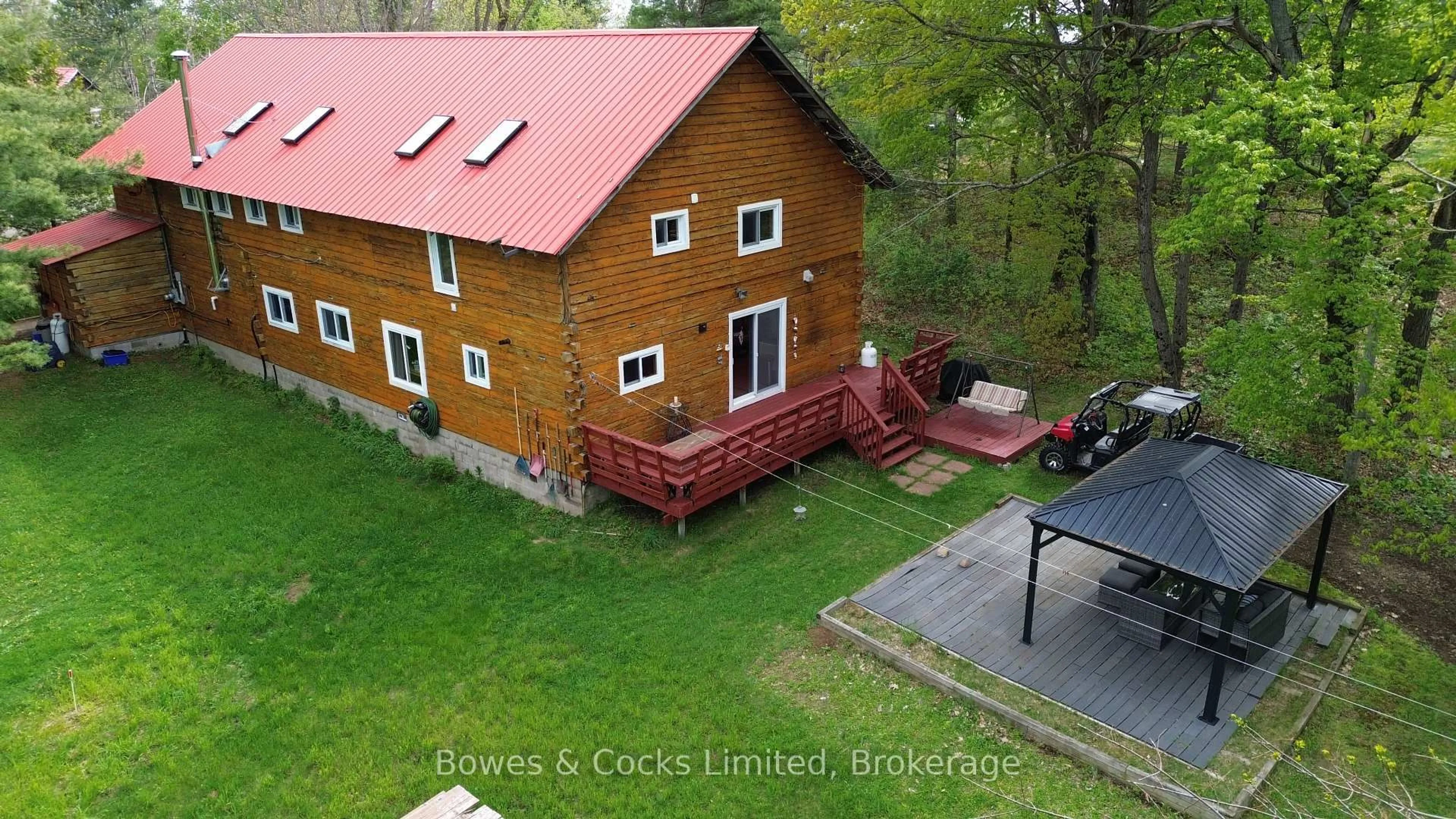 A pic from outside/outdoor area/front of a property/back of a property/a pic from drone, building for 2449 The Ridge Rd, Coe Hill Ontario K0L 1P0