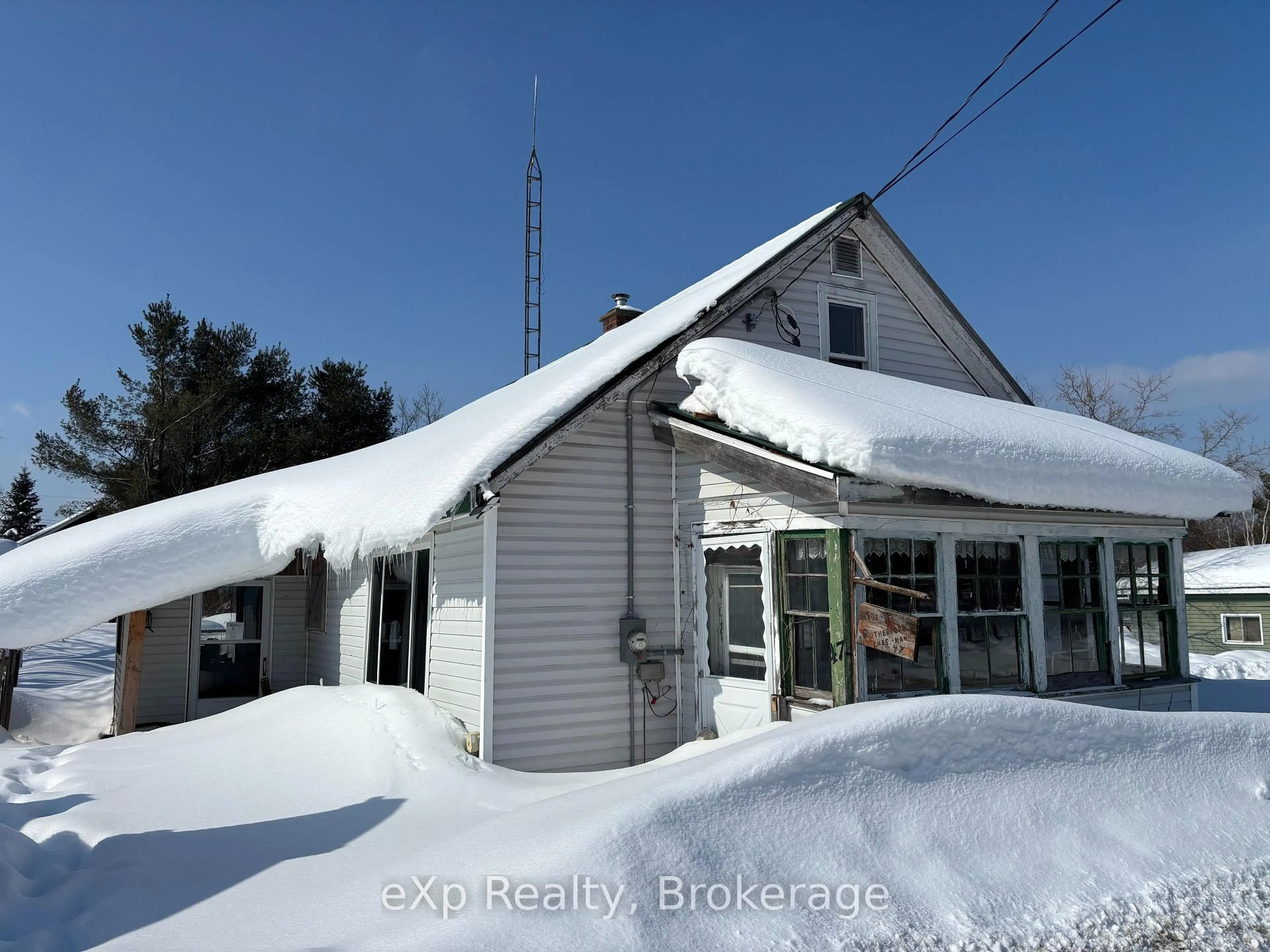 Unknown for 47 Muskoka Rd, Georgian Bay Ontario P0C 1H0