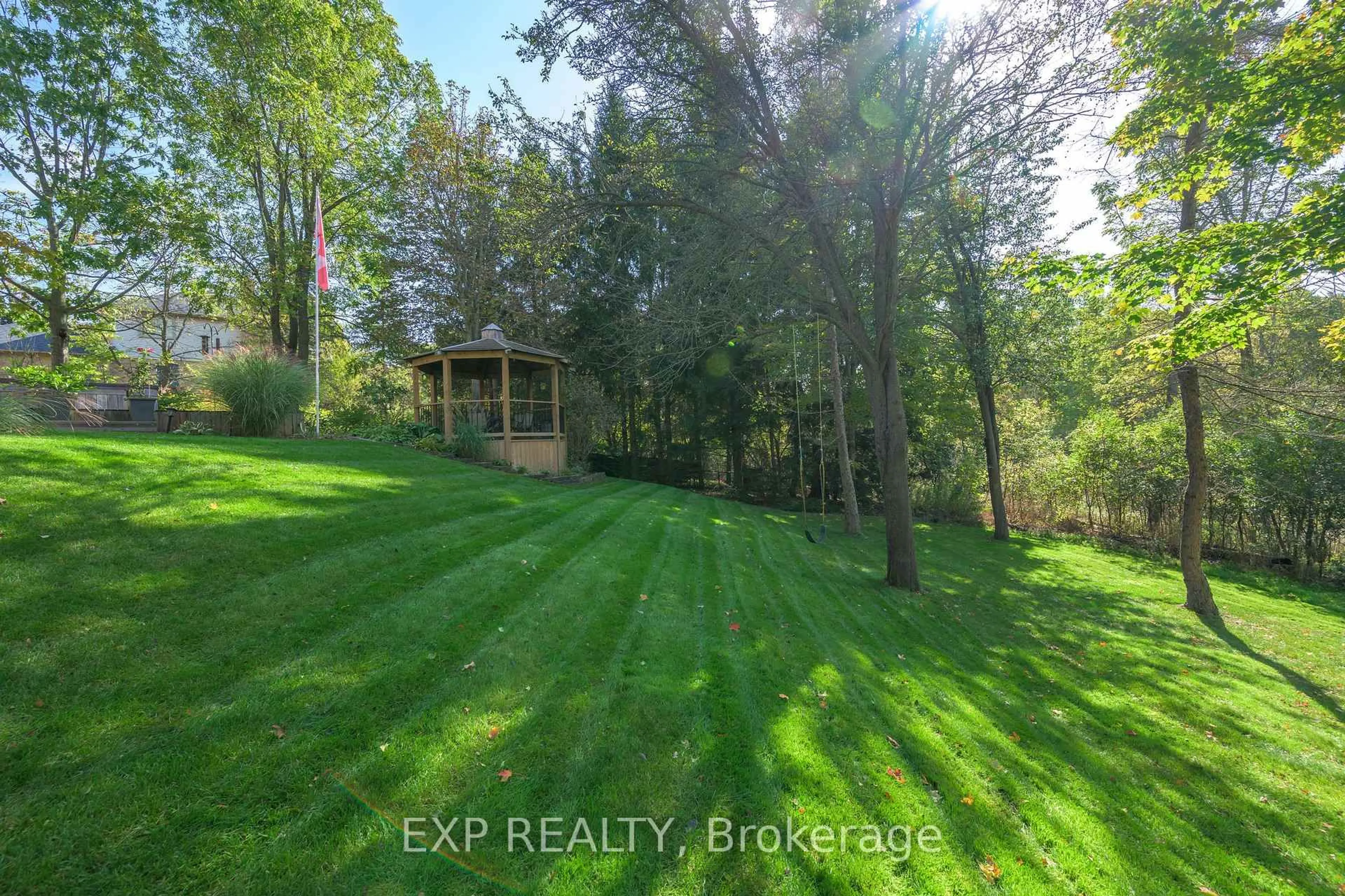 A pic from outside/outdoor area/front of a property/back of a property/a pic from drone, forest/trees view for 43 Glenridge Cres, London North Ontario N6G 4W5