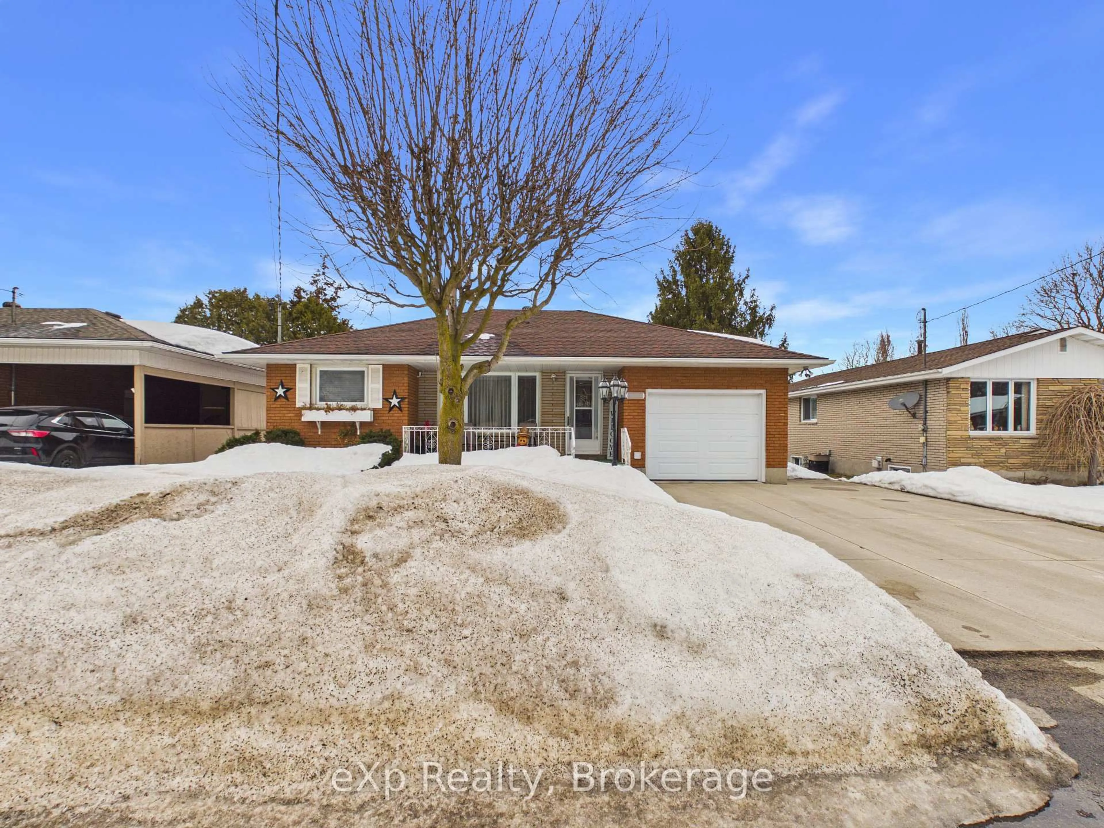 Unknown for 500 6th St, Hanover Ontario N4N 1E5