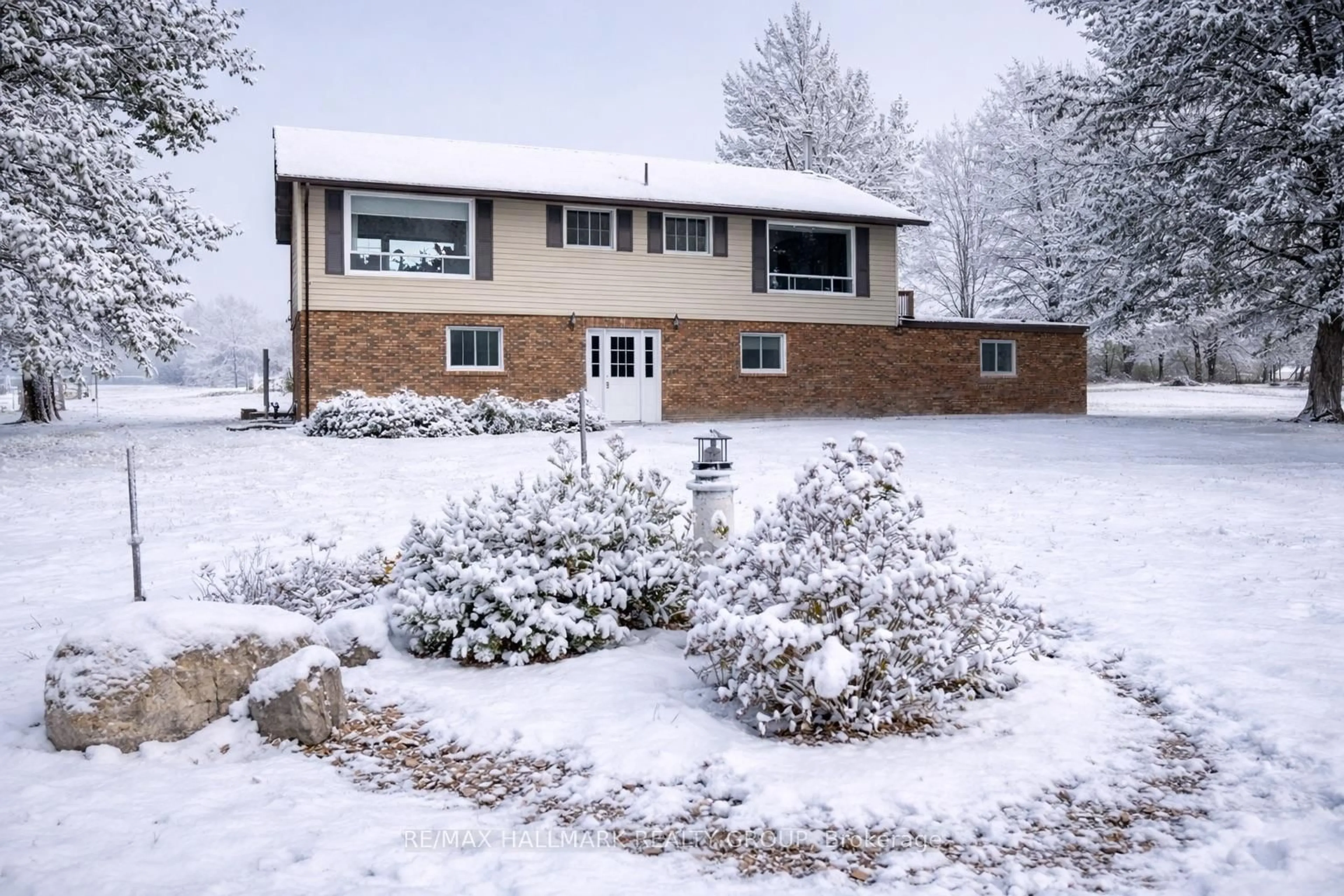 Unknown for 307 County Rd 5 Rd, Front of Yonge Ontario K0E 1R0