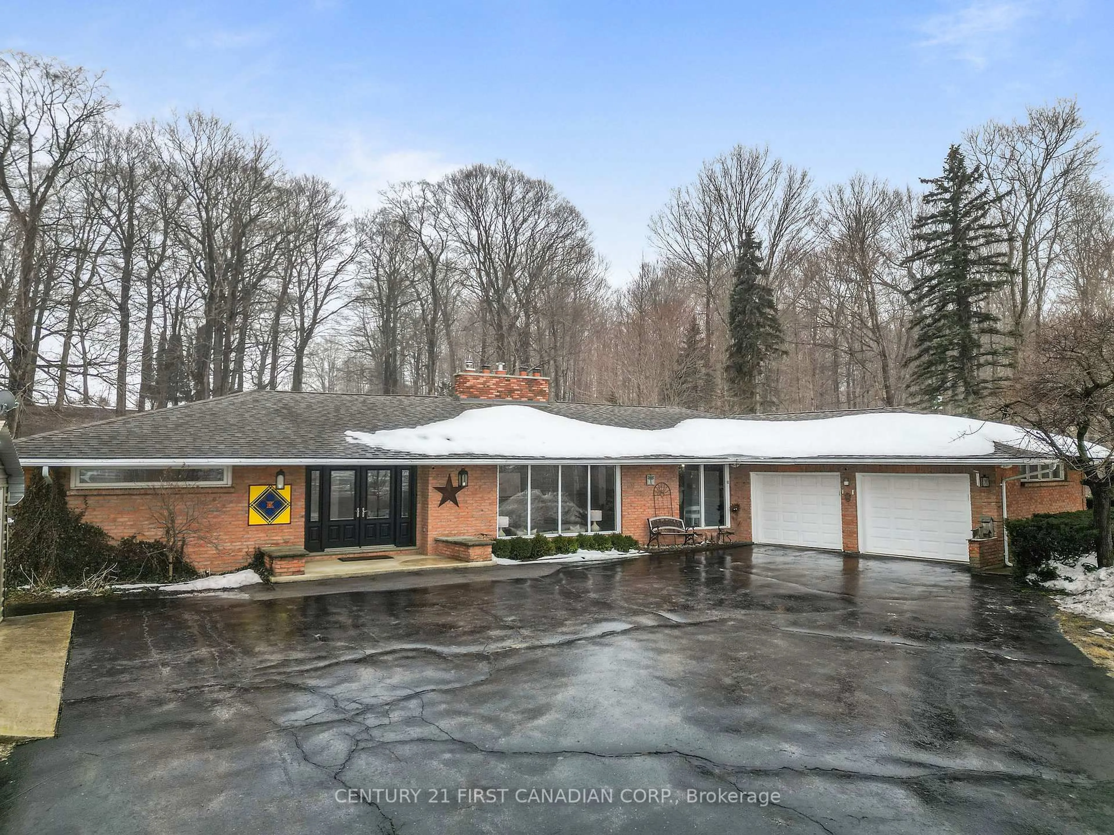 A pic from outside/outdoor area/front of a property/back of a property/a pic from drone, street for 14519 Elginfield Rd, Middlesex Centre Ontario N0M 2J0