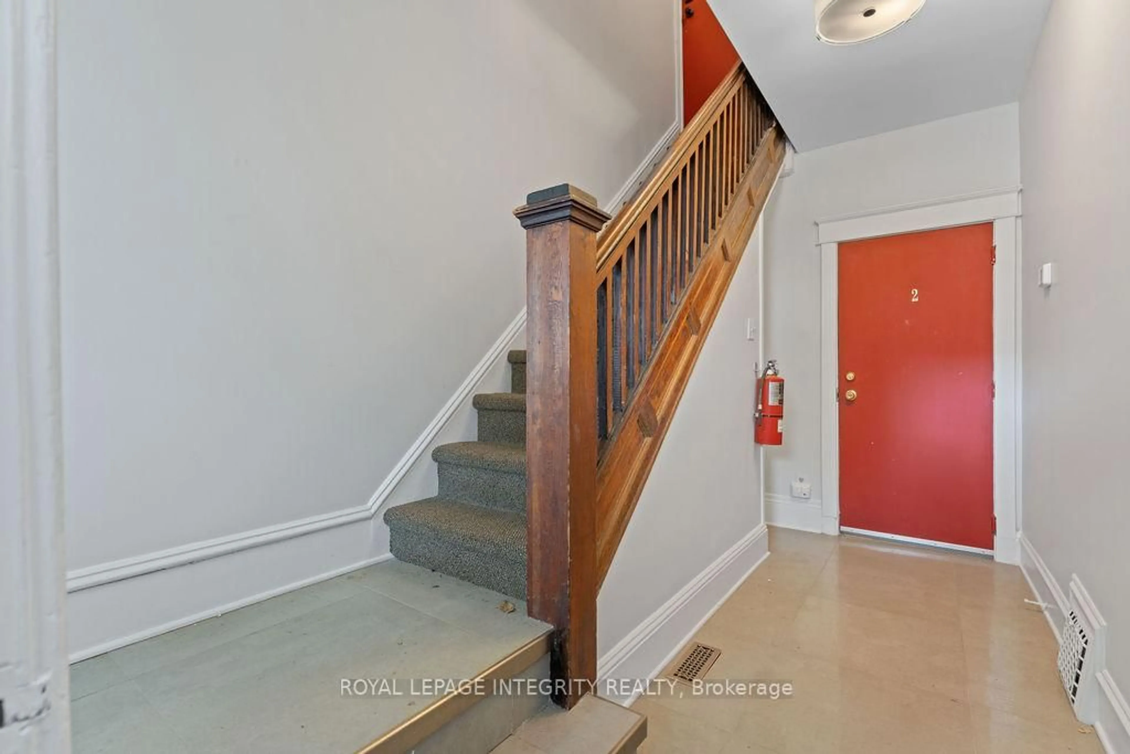 Unknown for 60 Clarey Ave, Ottawa Ontario K1S 2R7