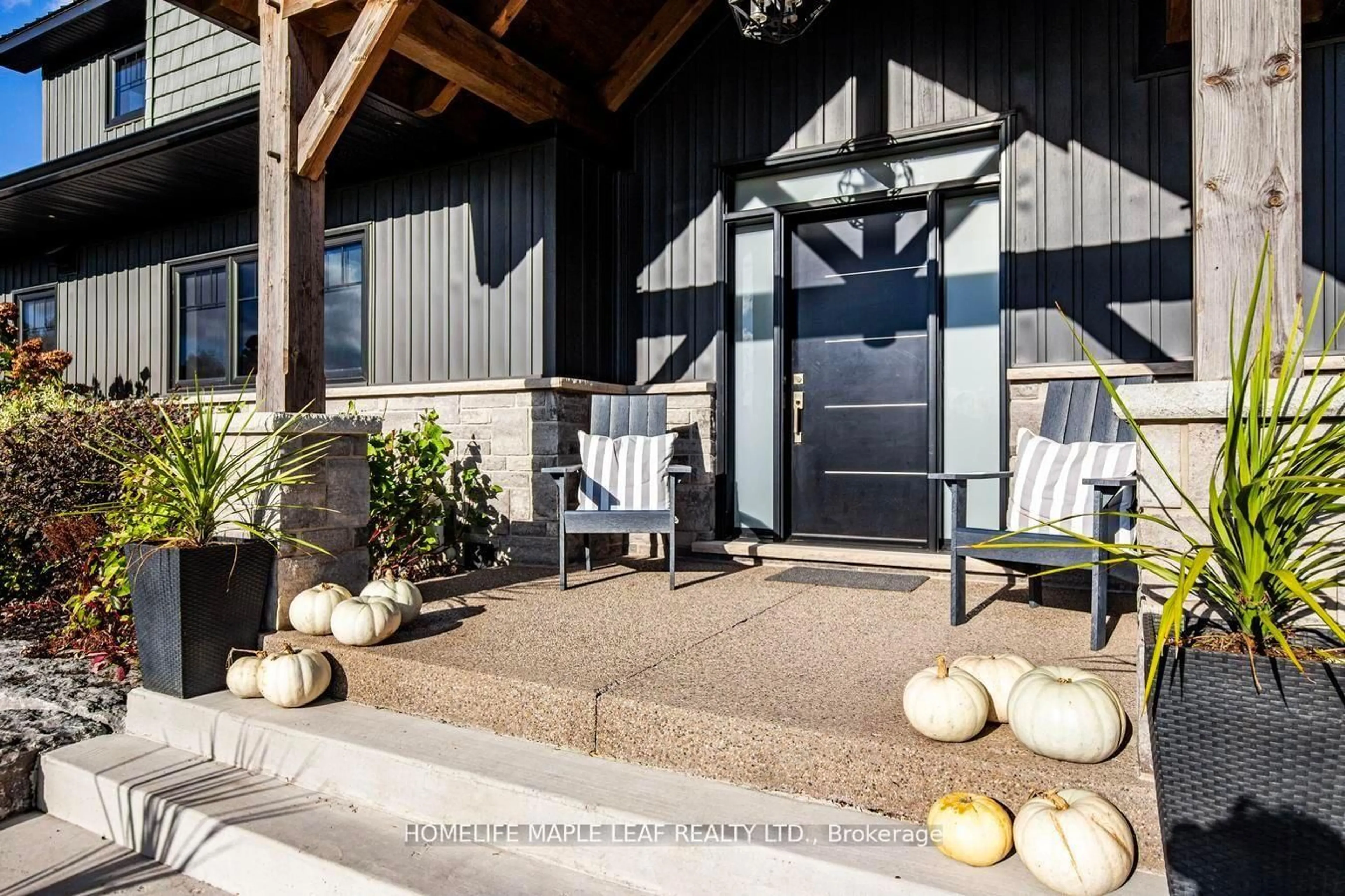 Patio, street for 585437 County Rd #17, Melancthon Ontario L9V 1Z1