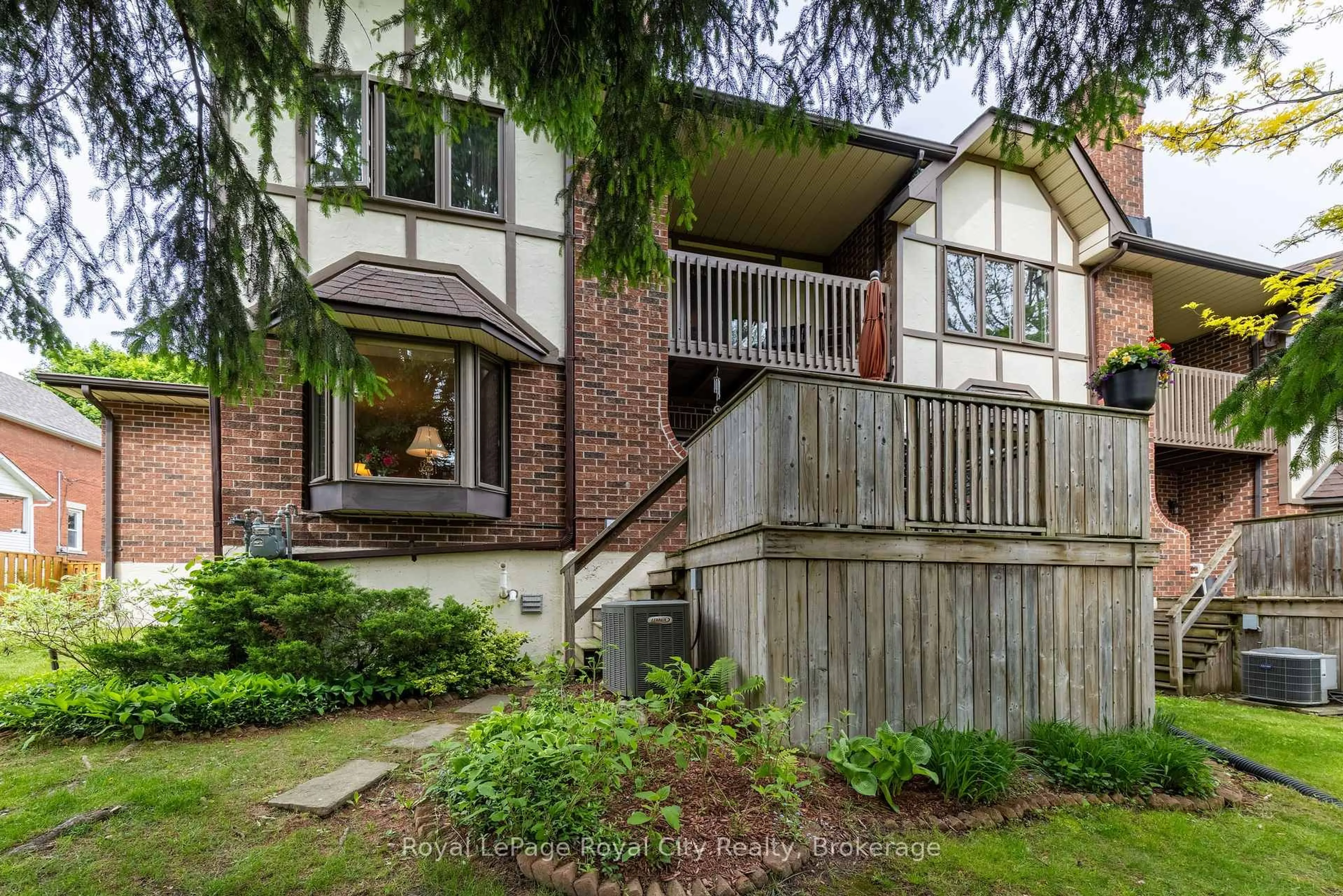 Patio, street for 121 Waterloo Ave #101, Guelph Ontario N1H 3H9