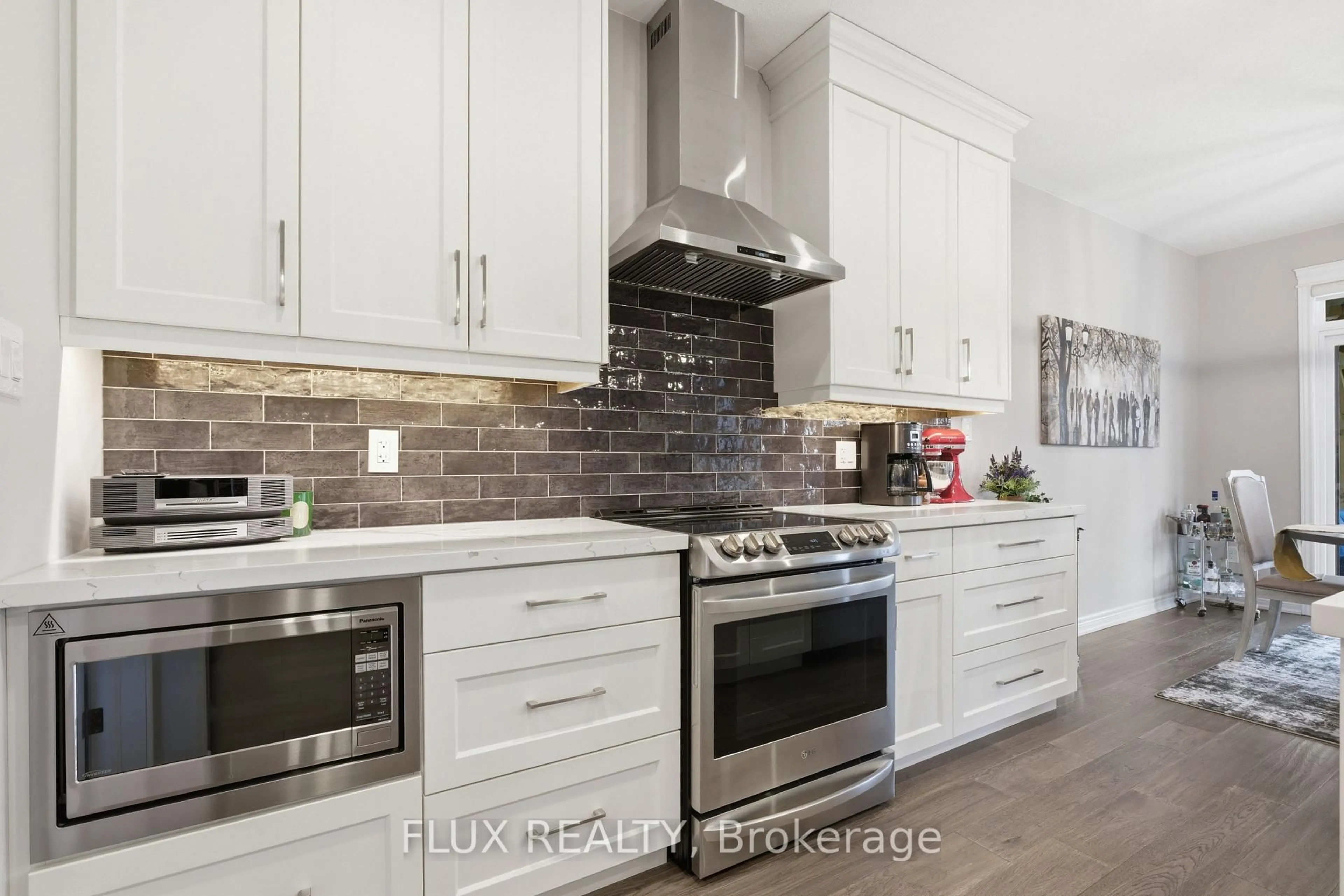 Open concept kitchen, unknown for 192 Oak St, Norfolk Ontario N3Y 0B5