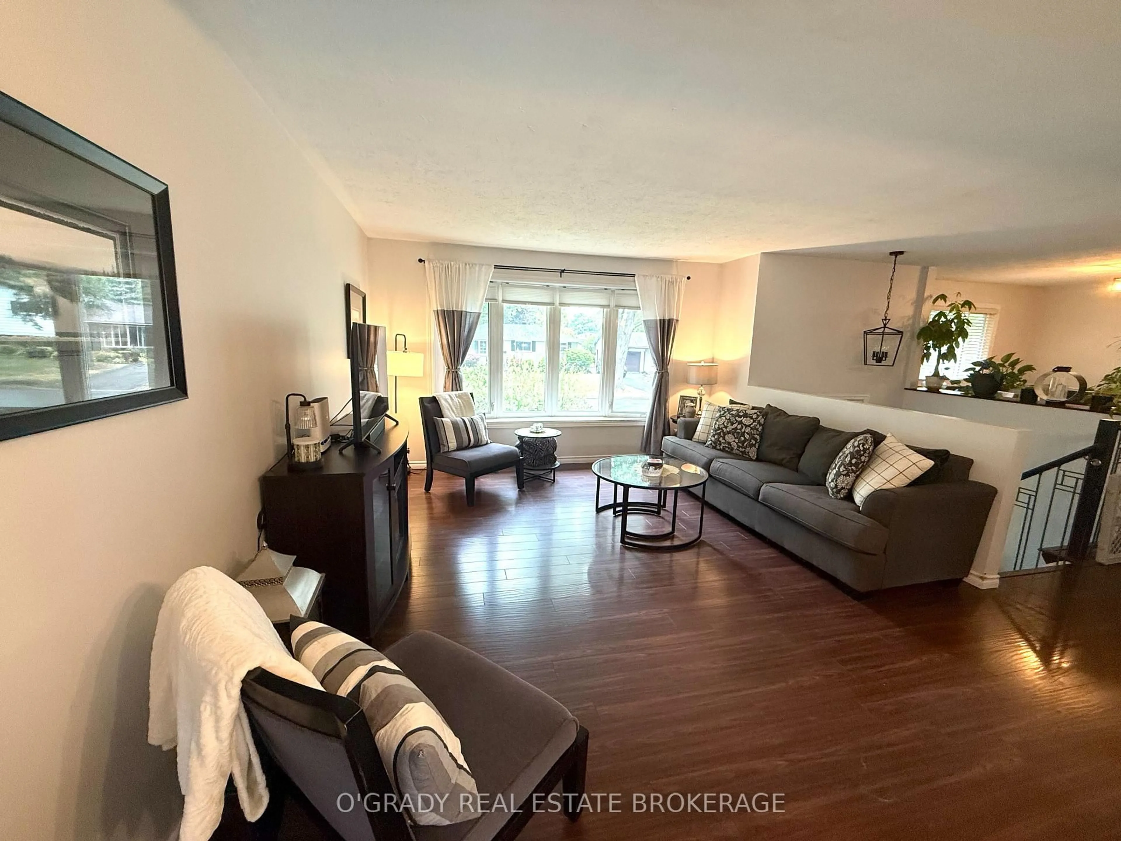 Living room with furniture, unknown for 47 Meighen Cres, Brockville Ontario K6V 3J8