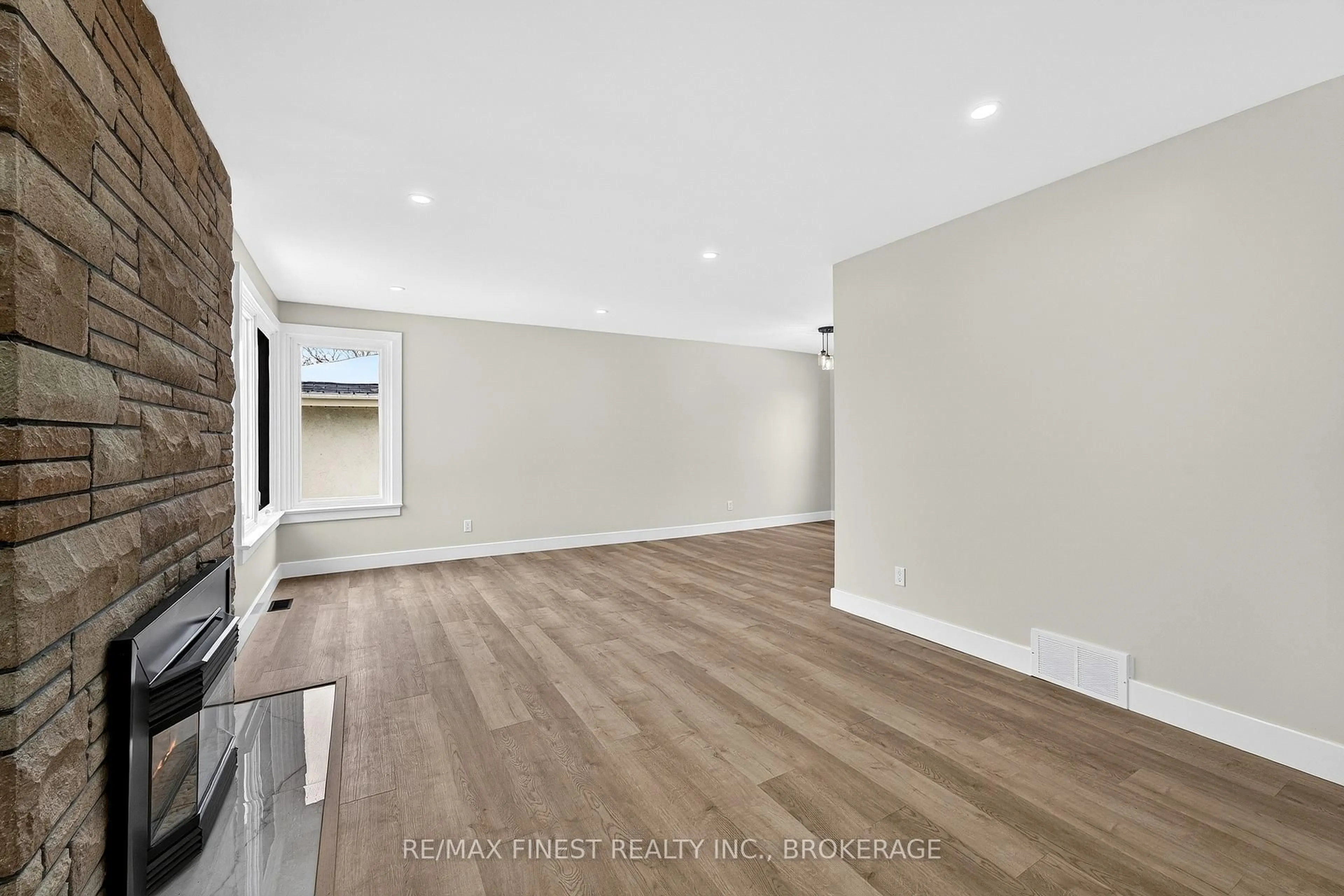 A pic of a room for 77 Westmoreland Rd, Kingston Ontario K7M 1J6