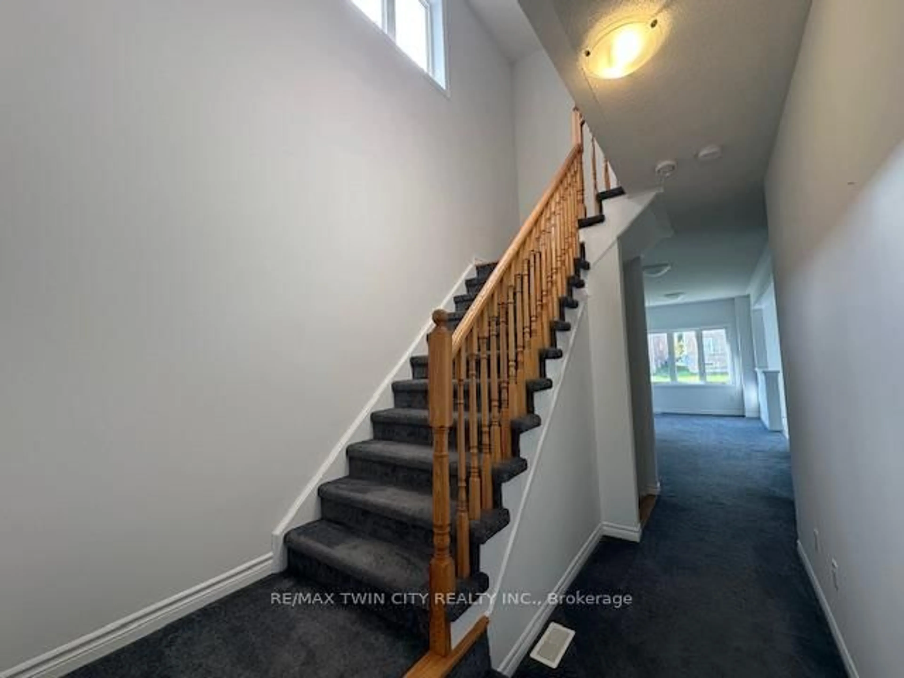 Unknown for 145 Seeley St, Southgate Ontario N0C 1B0