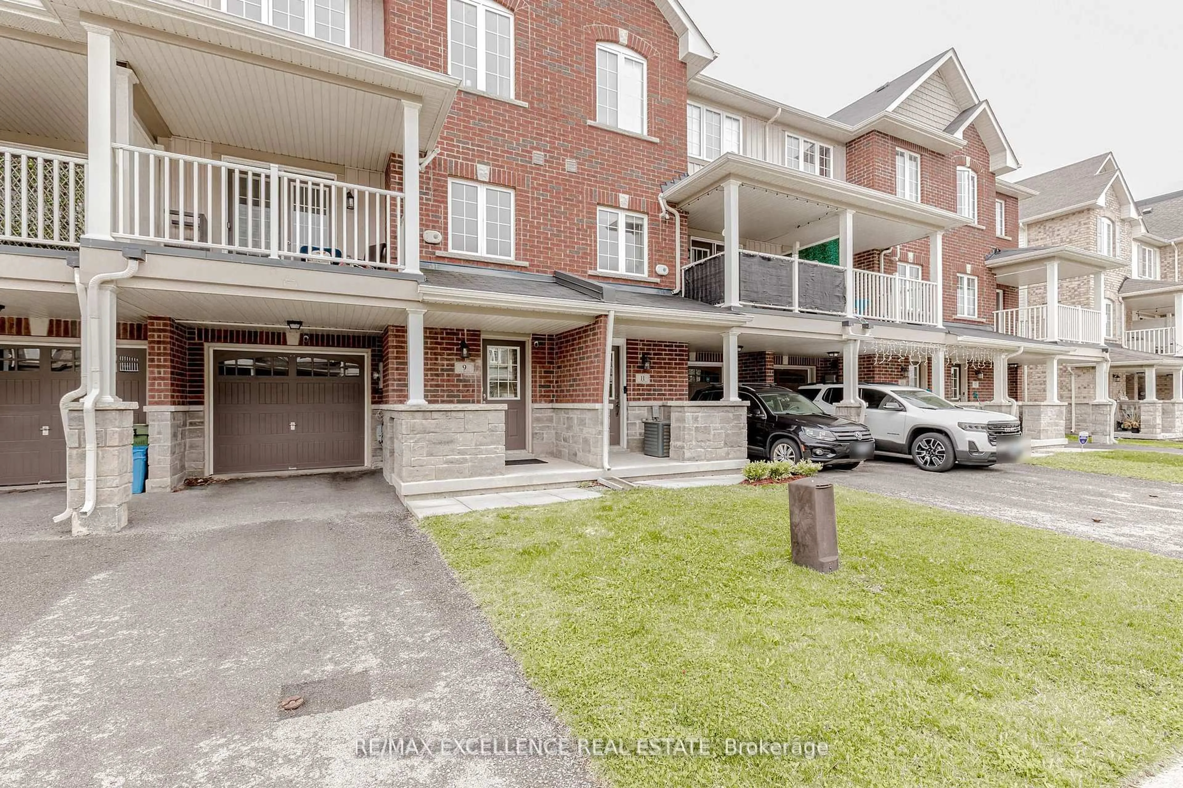 Unknown for 9 Hiscott Dr, Hamilton Ontario L8B 0A2