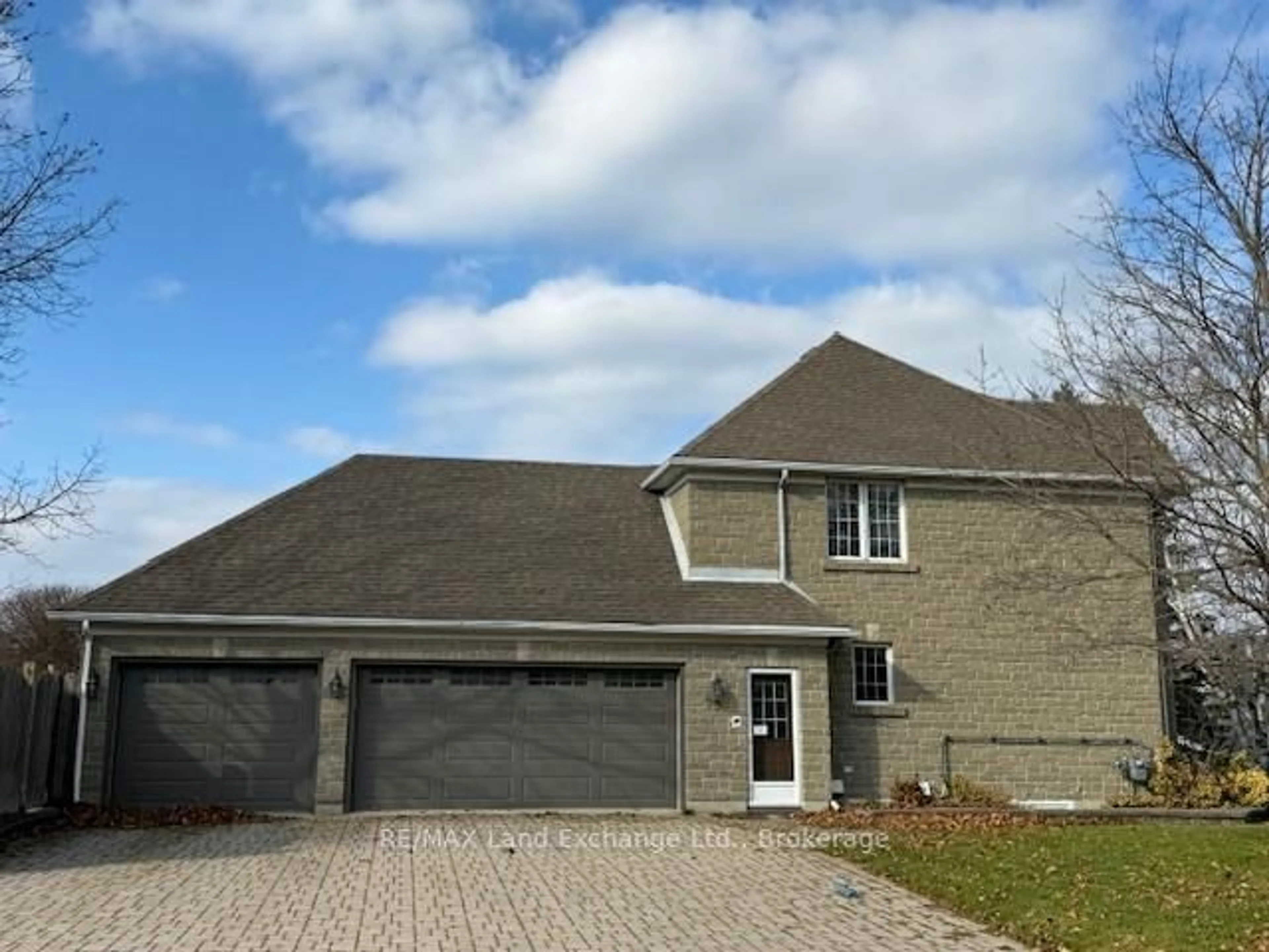 Home with brick exterior material, street for 750 McPherson Cres, Kincardine Ontario N2Z 1M4