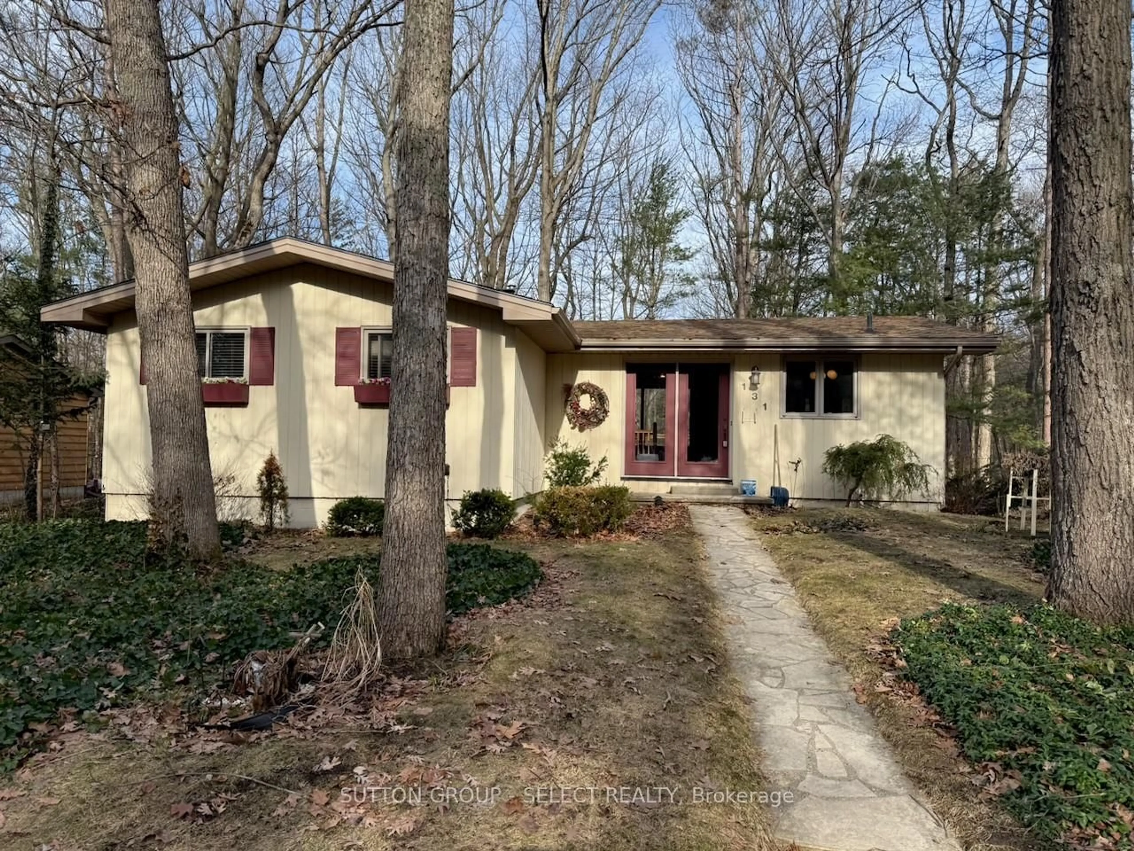 Unknown for 10296 Pines Pkwy, Lambton Shores Ontario N0M 1T0