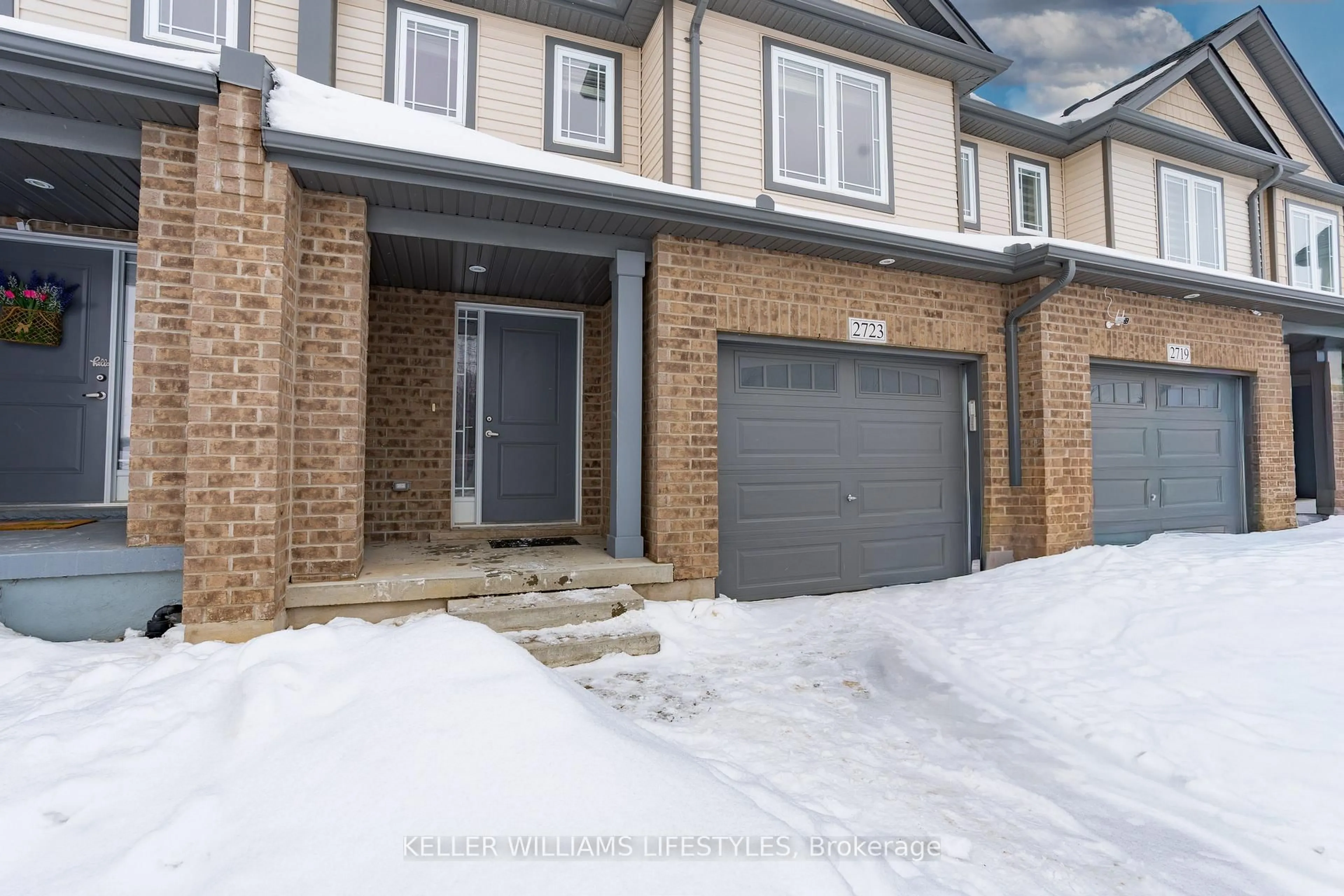 Home with brick exterior material, street for 2723 Asima Dr, London South Ontario N6M 0E9
