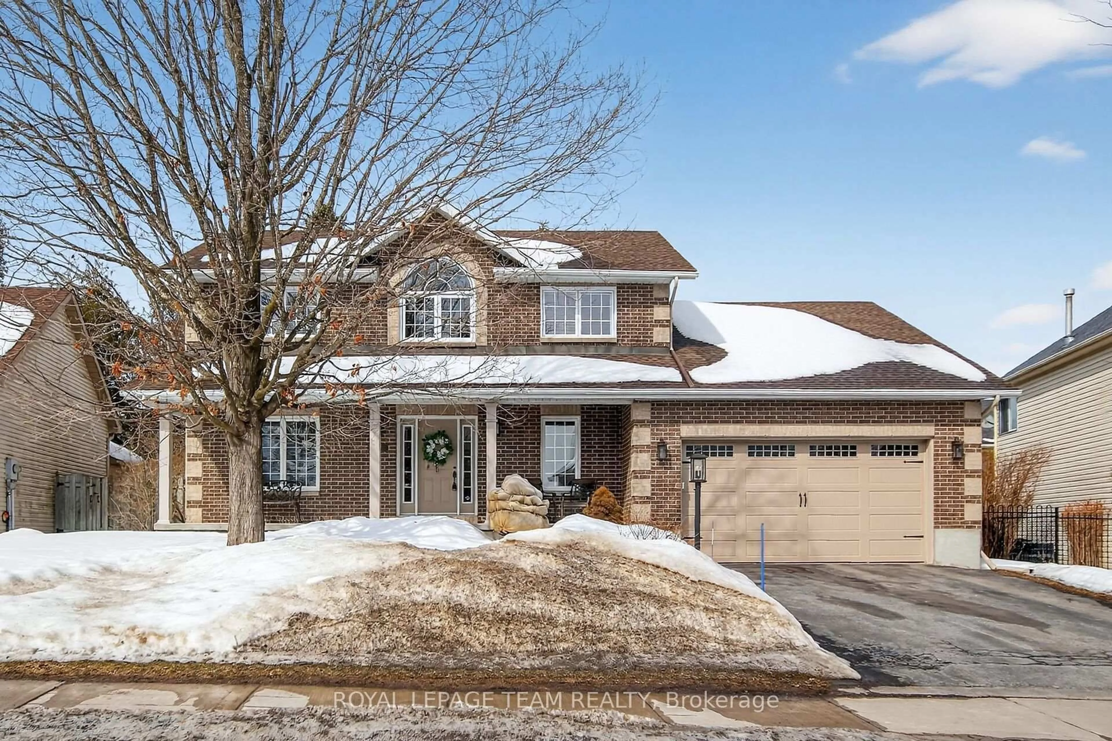 Home with brick exterior material, street for 22 Renshaw Ave, Stittsville Ontario K2S 1G9