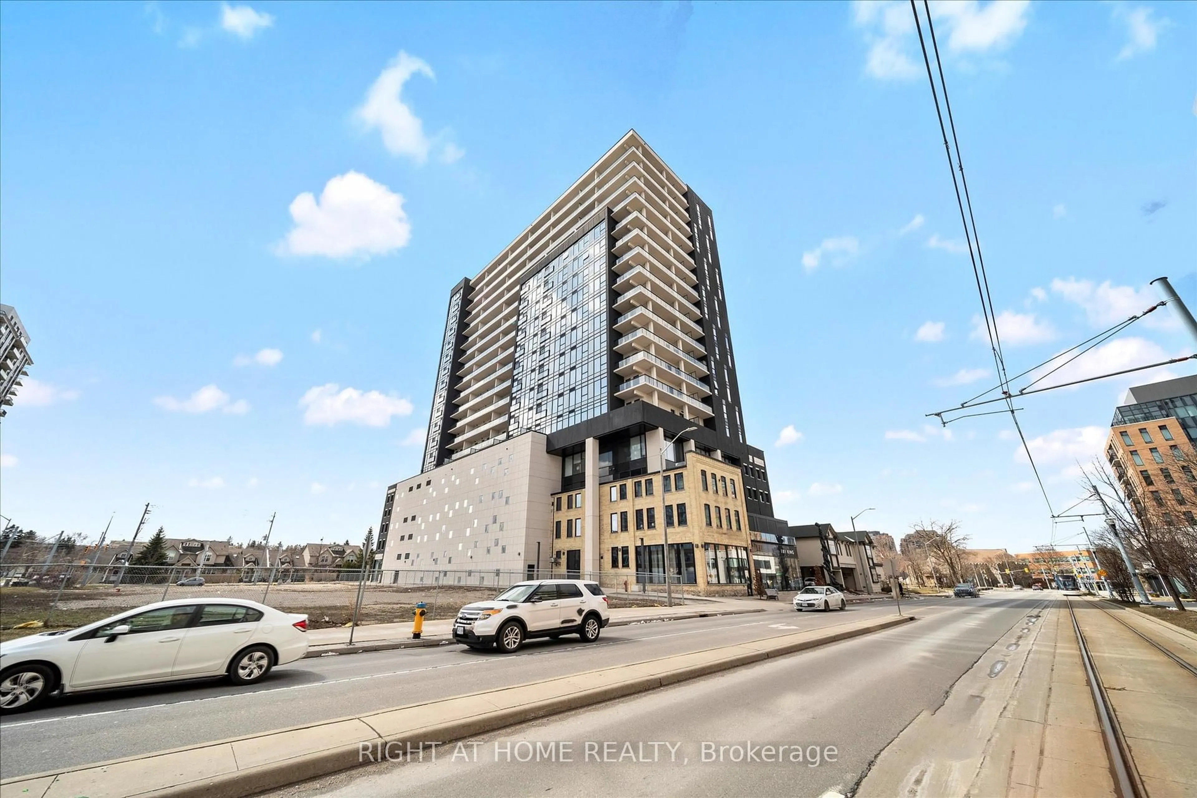 Unknown for 181 King St #806, Waterloo Ontario N2J 0E7